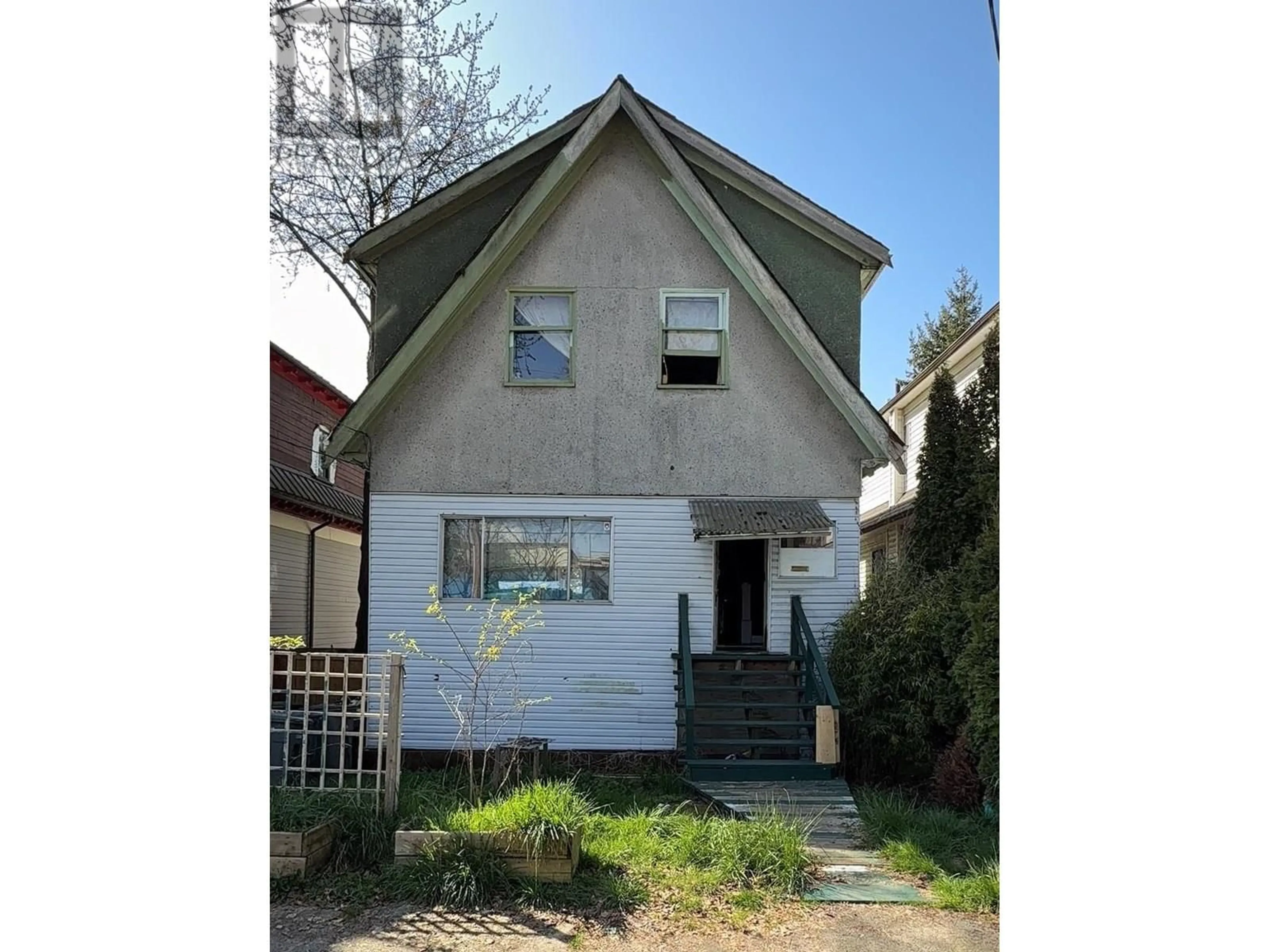 Unknown for 1017 MCLEAN DRIVE, Vancouver British Columbia V5L3N2