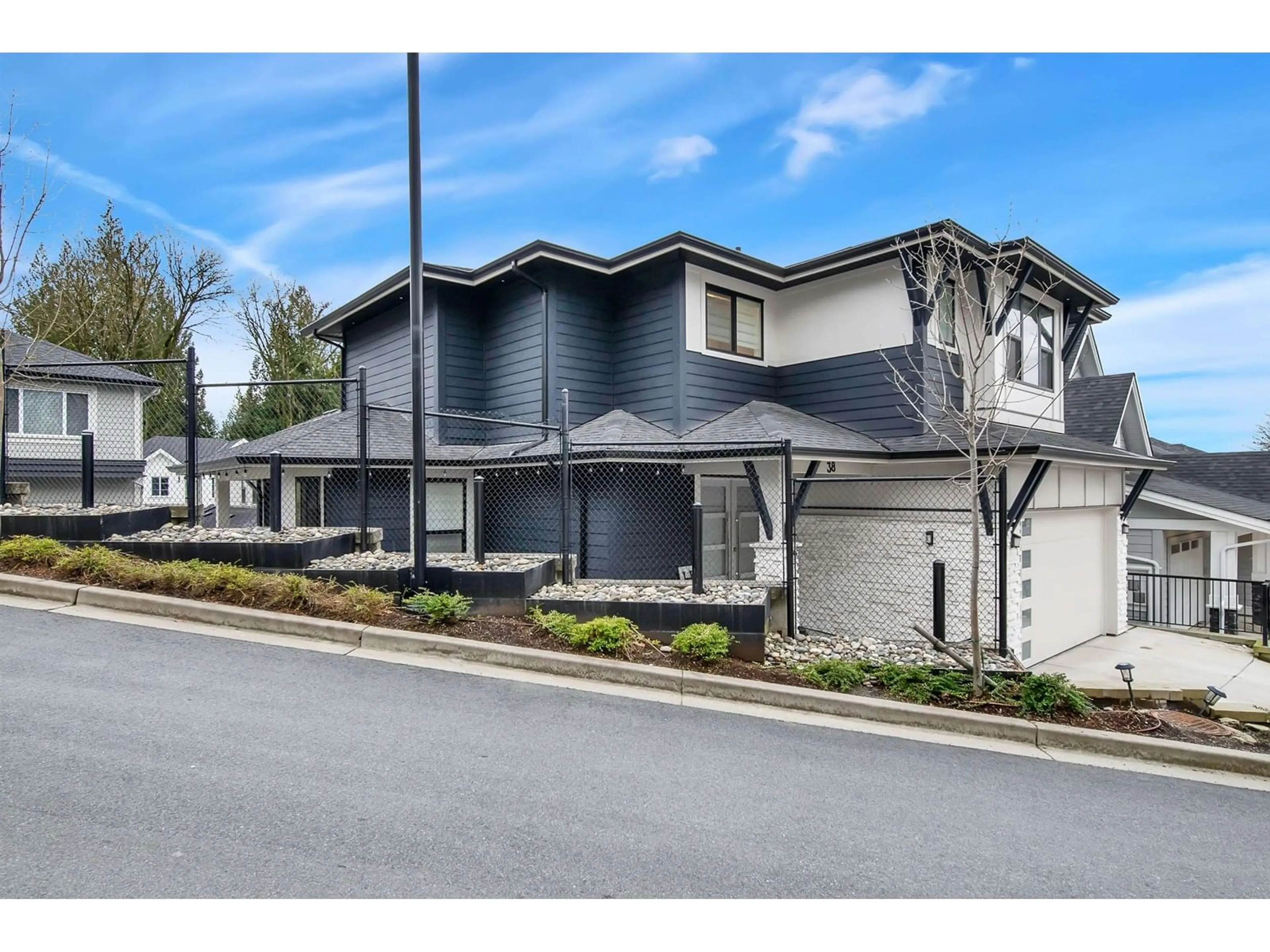 Unknown for 38 - 4217 OLD CLAYBURN, Abbotsford British Columbia V3G1L5