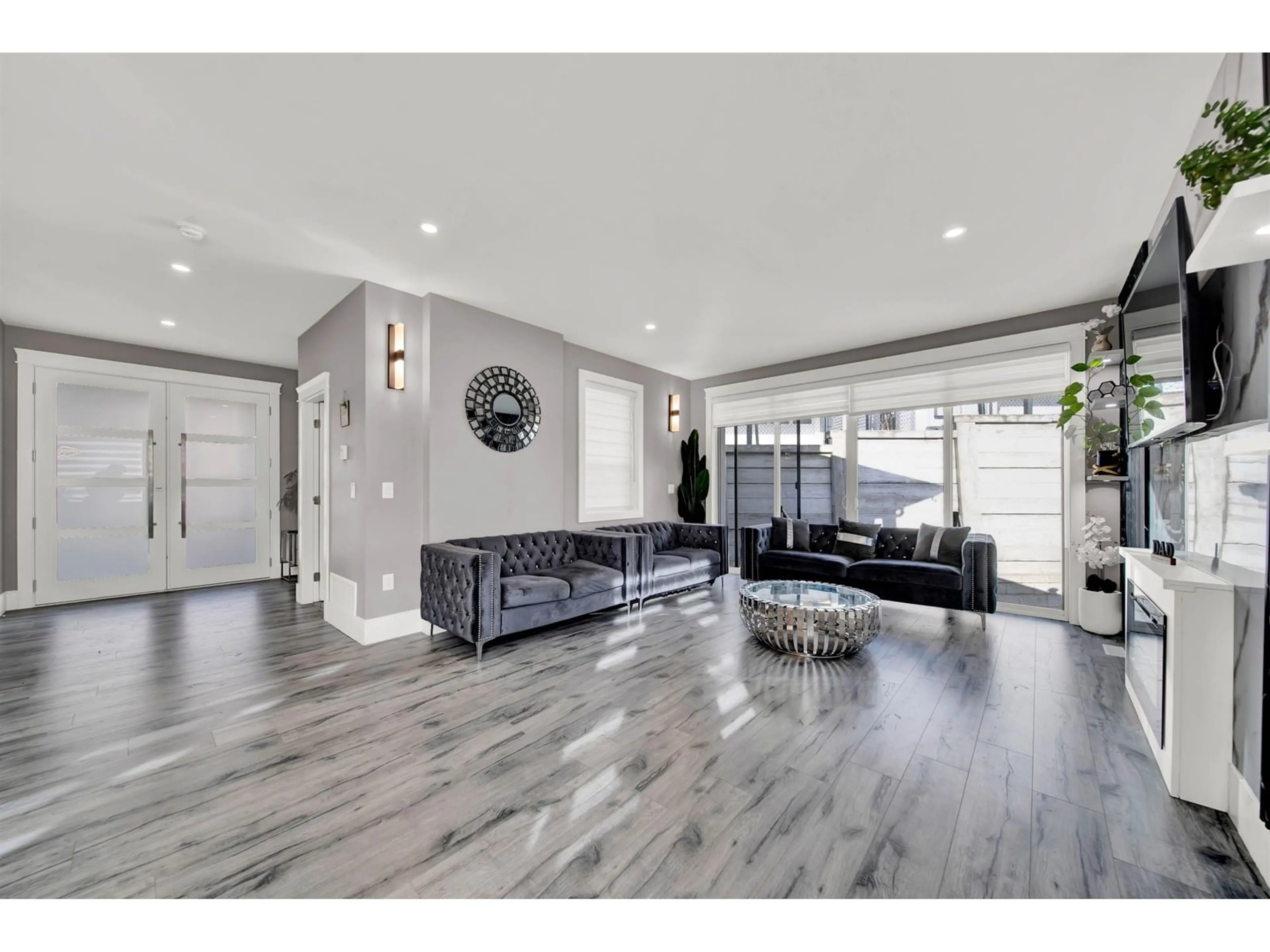 Unknown for 38 - 4217 OLD CLAYBURN, Abbotsford British Columbia V3G1L5