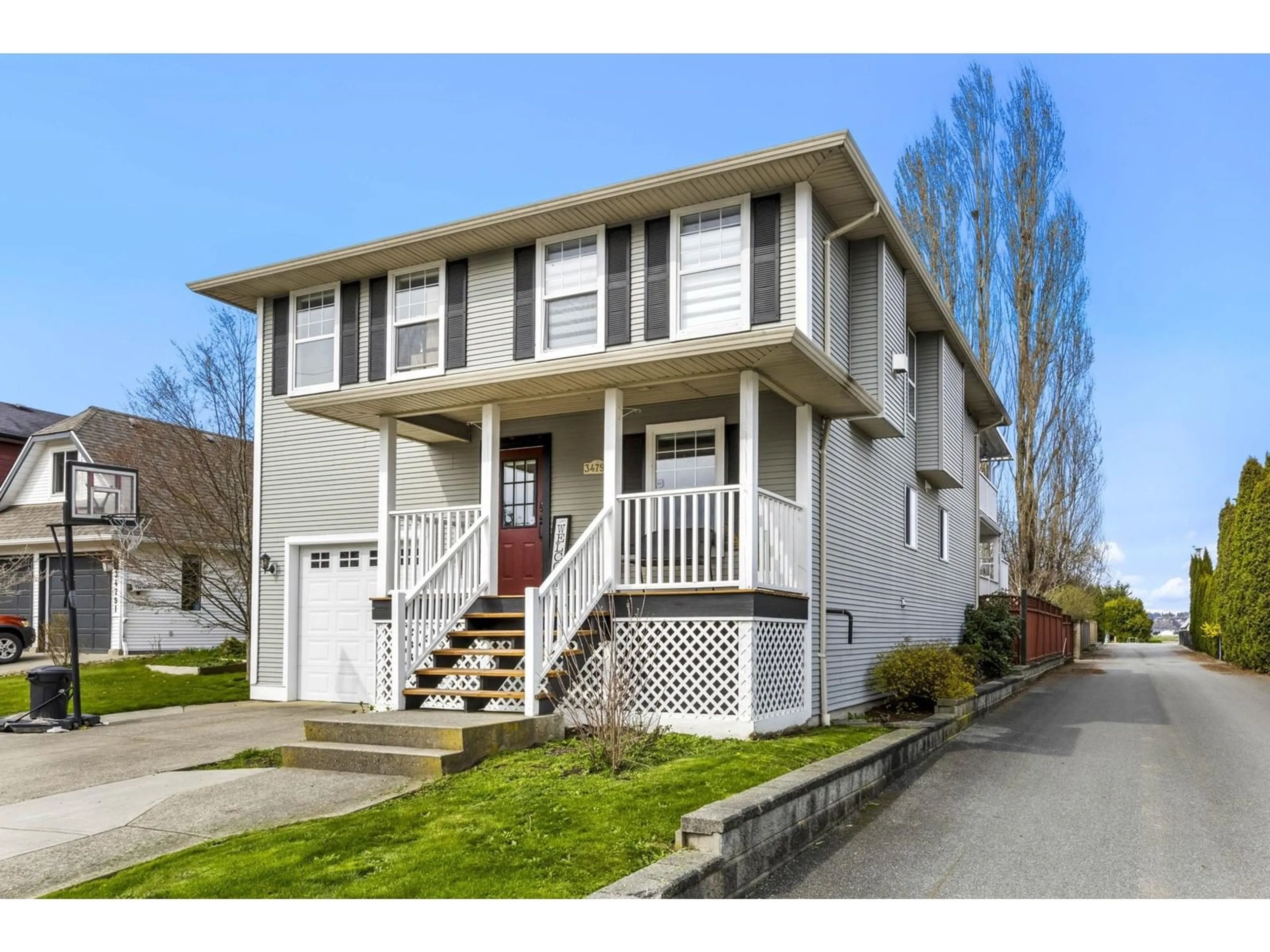 Home with vinyl exterior material, street for 34795 1ST, Abbotsford British Columbia V2S8C2