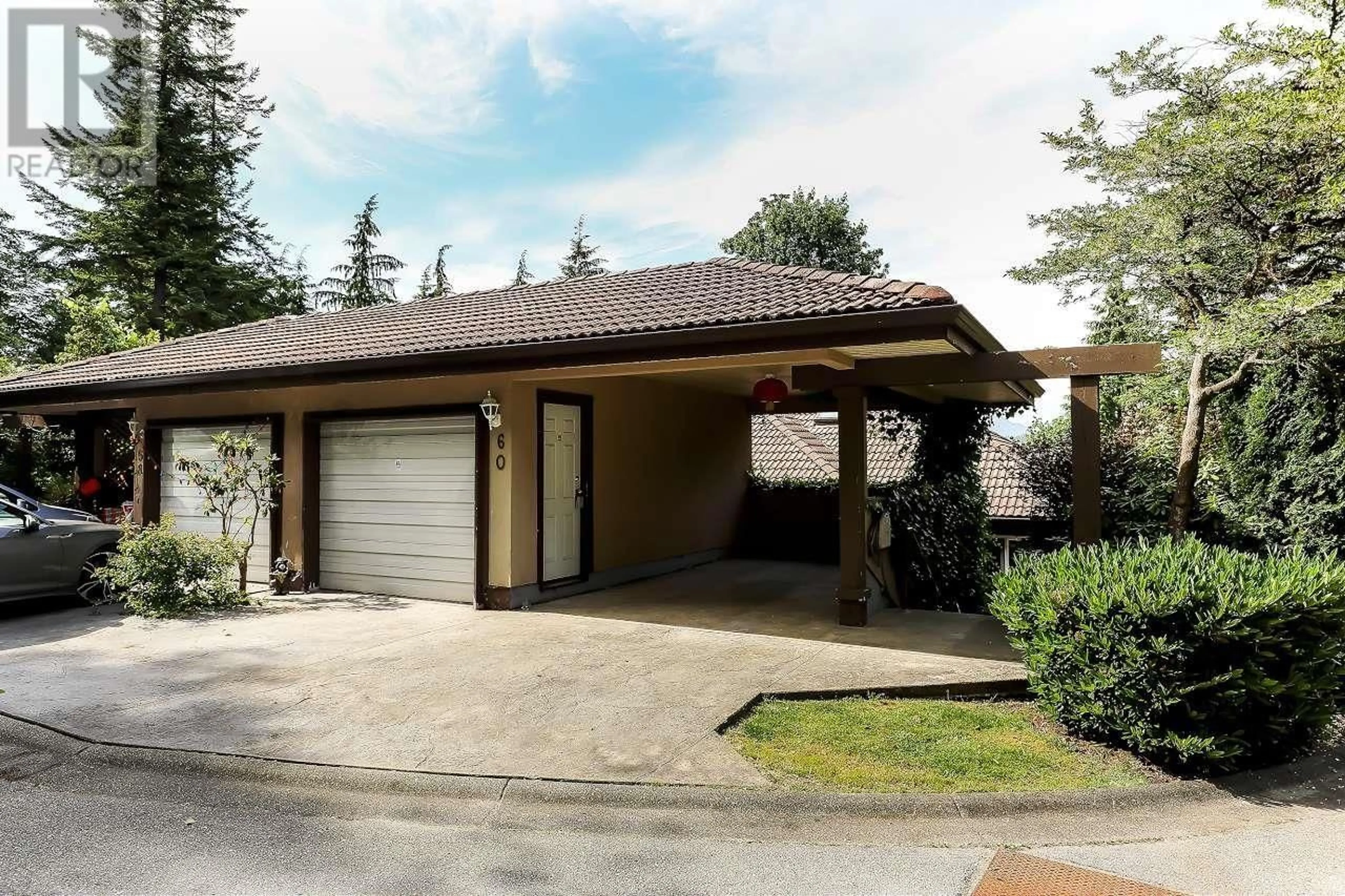Indoor garage for 60 SHORELINE CIRCLE, Port Moody British Columbia V3H5B3