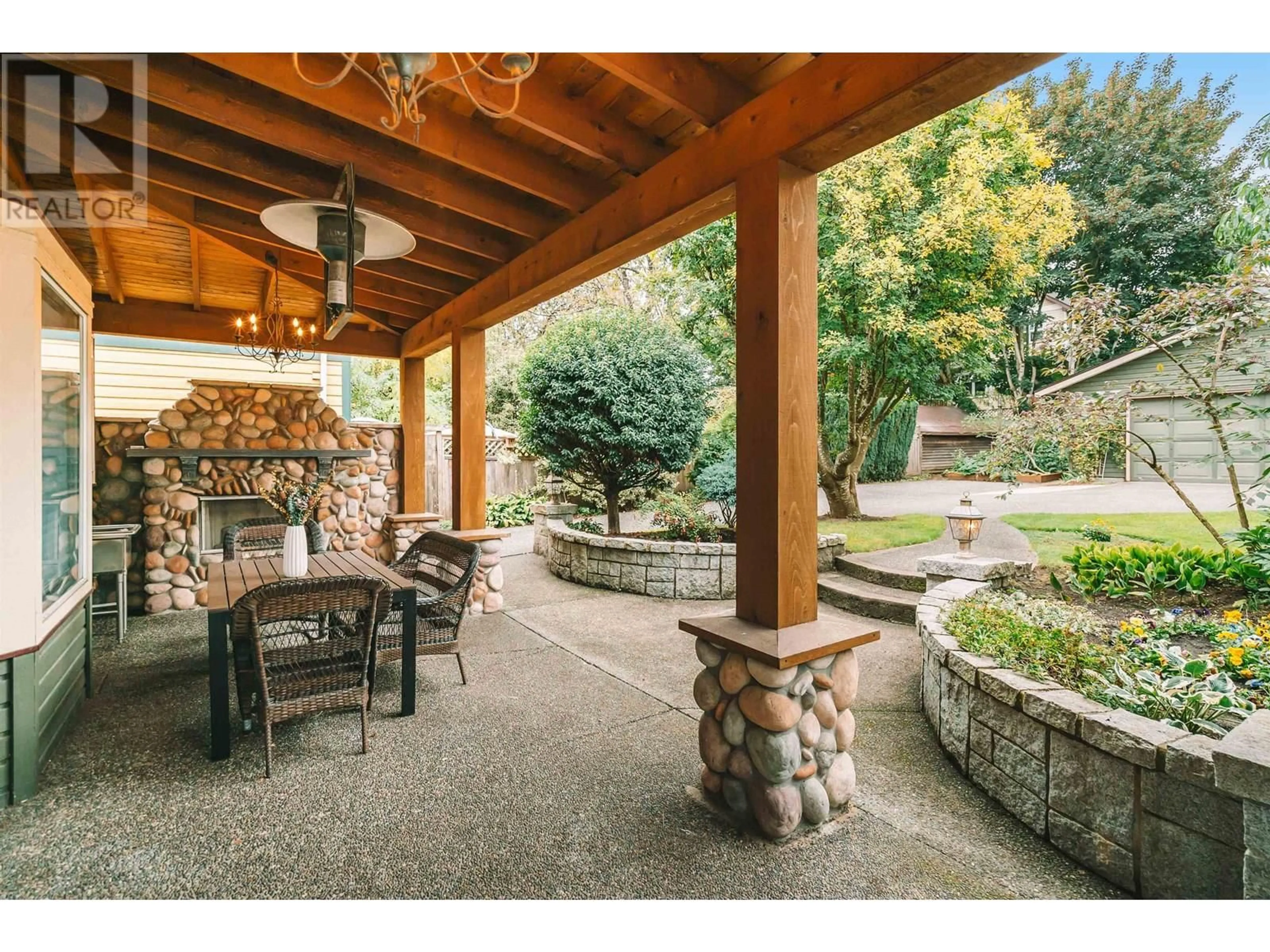 Patio, unknown for 311 LIVERPOOL STREET, New Westminster British Columbia V3L1K4