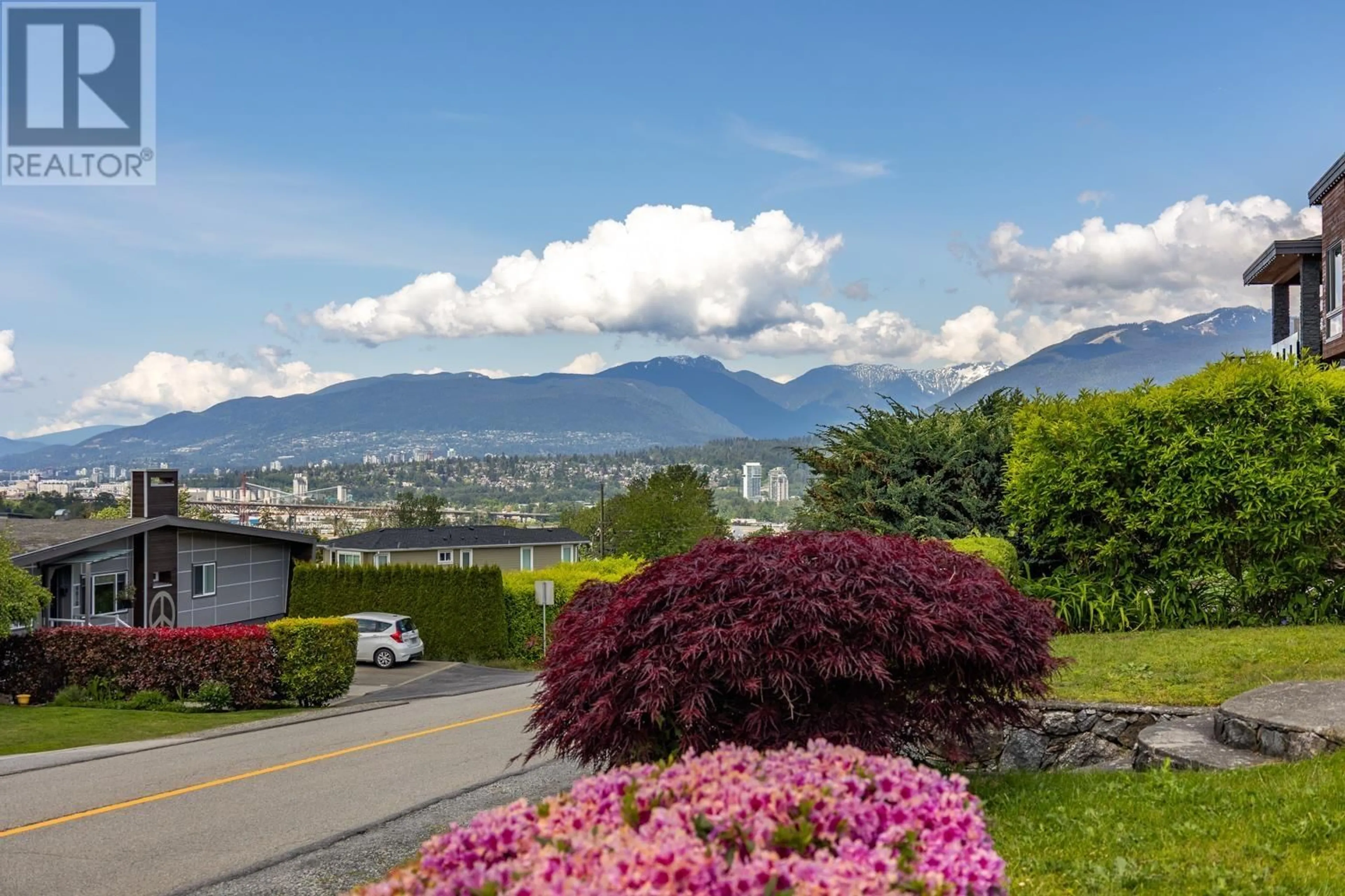 Unknown for 4835 EMPIRE DRIVE, Burnaby British Columbia V5C5P9