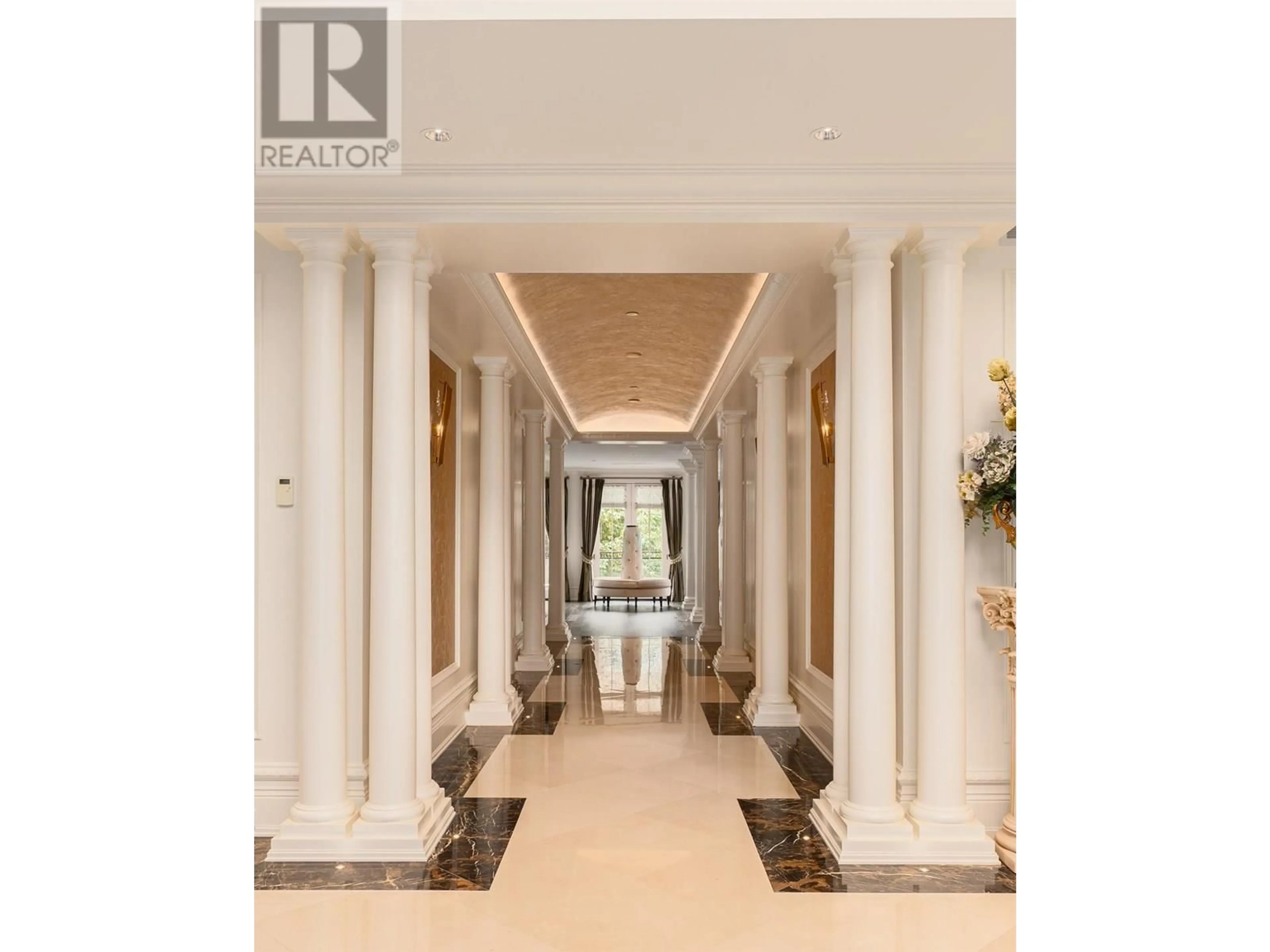 Indoor foyer for 5795 NEWTON WYND, Vancouver British Columbia V6T1H6