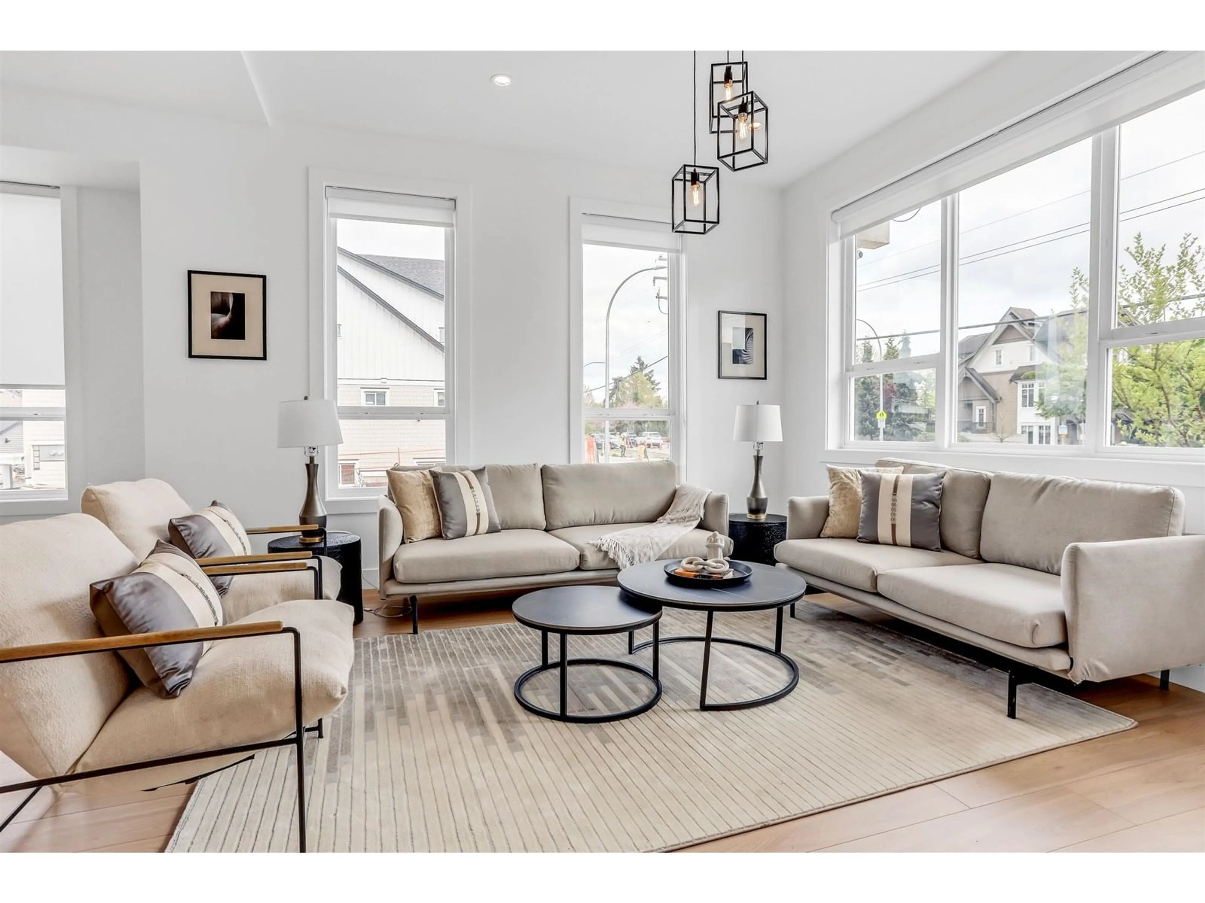 Living room with furniture, unknown for 20963 83, Surrey British Columbia V2Y4K4