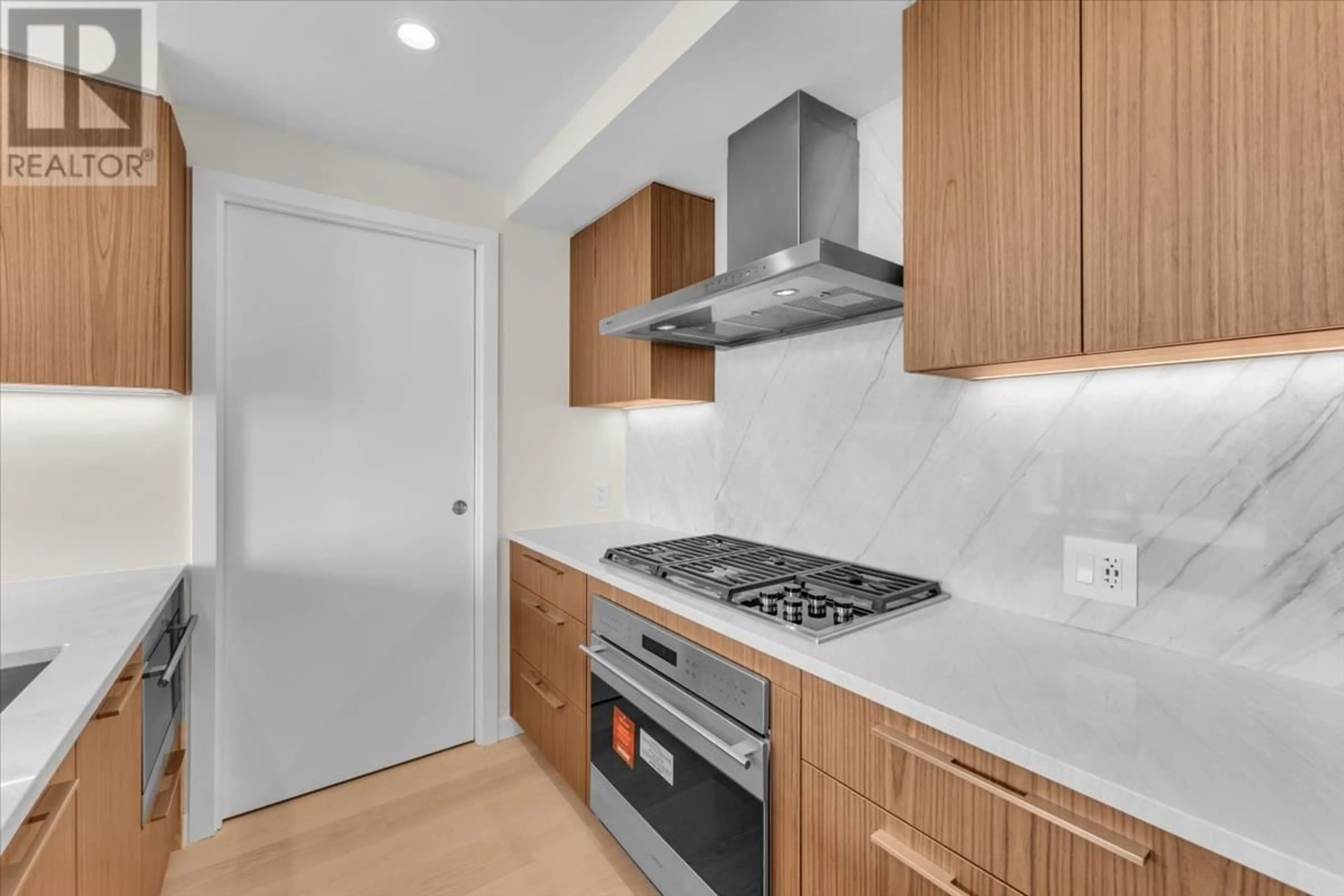 Standard kitchen, unknown for 3405 - 1335 HOWE STREET, Vancouver British Columbia V6Z0H1