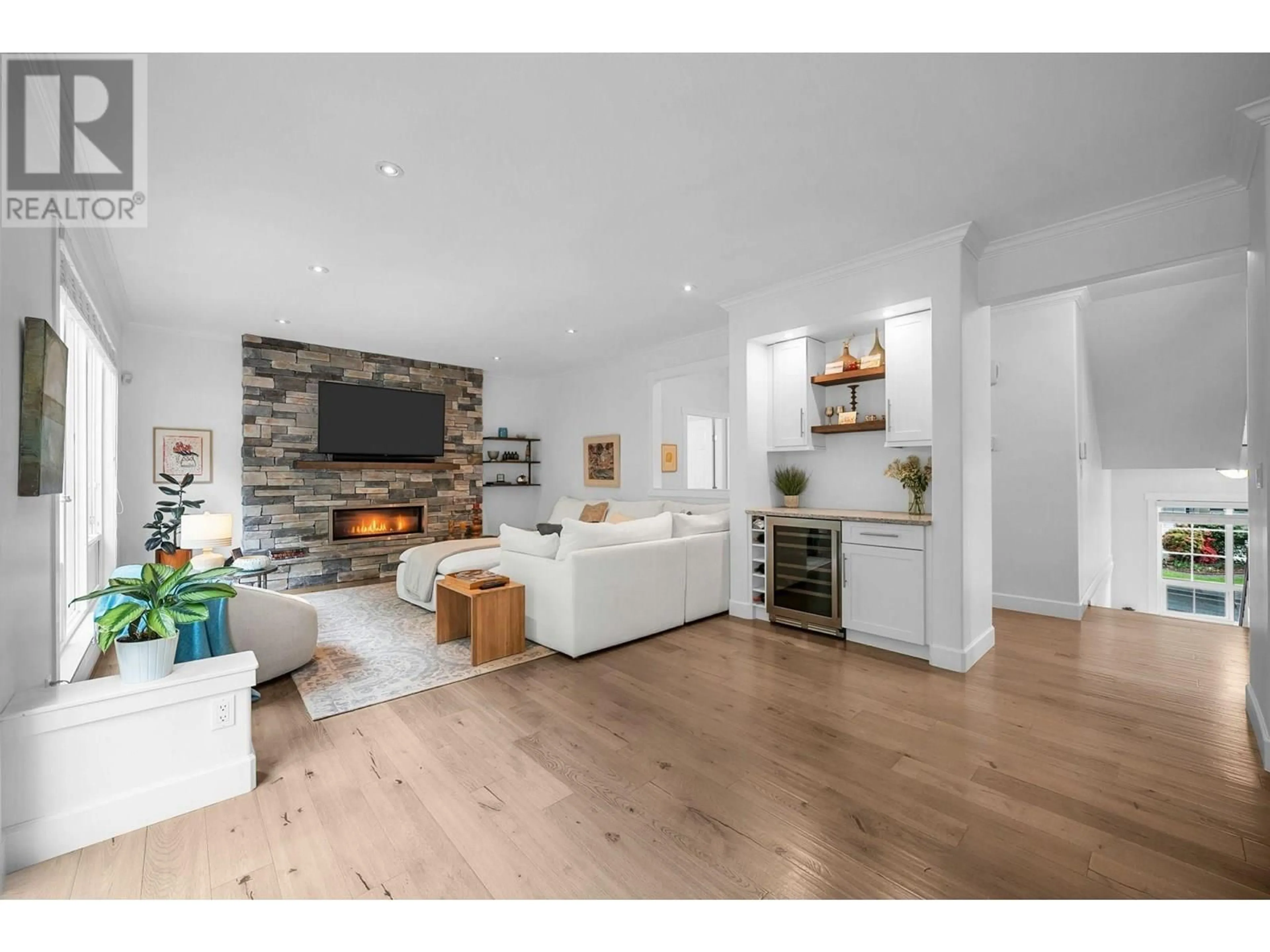 Living room with furniture, wood/laminate floor for 1742 SUGARPINE COURT, Coquitlam British Columbia V3E3E4