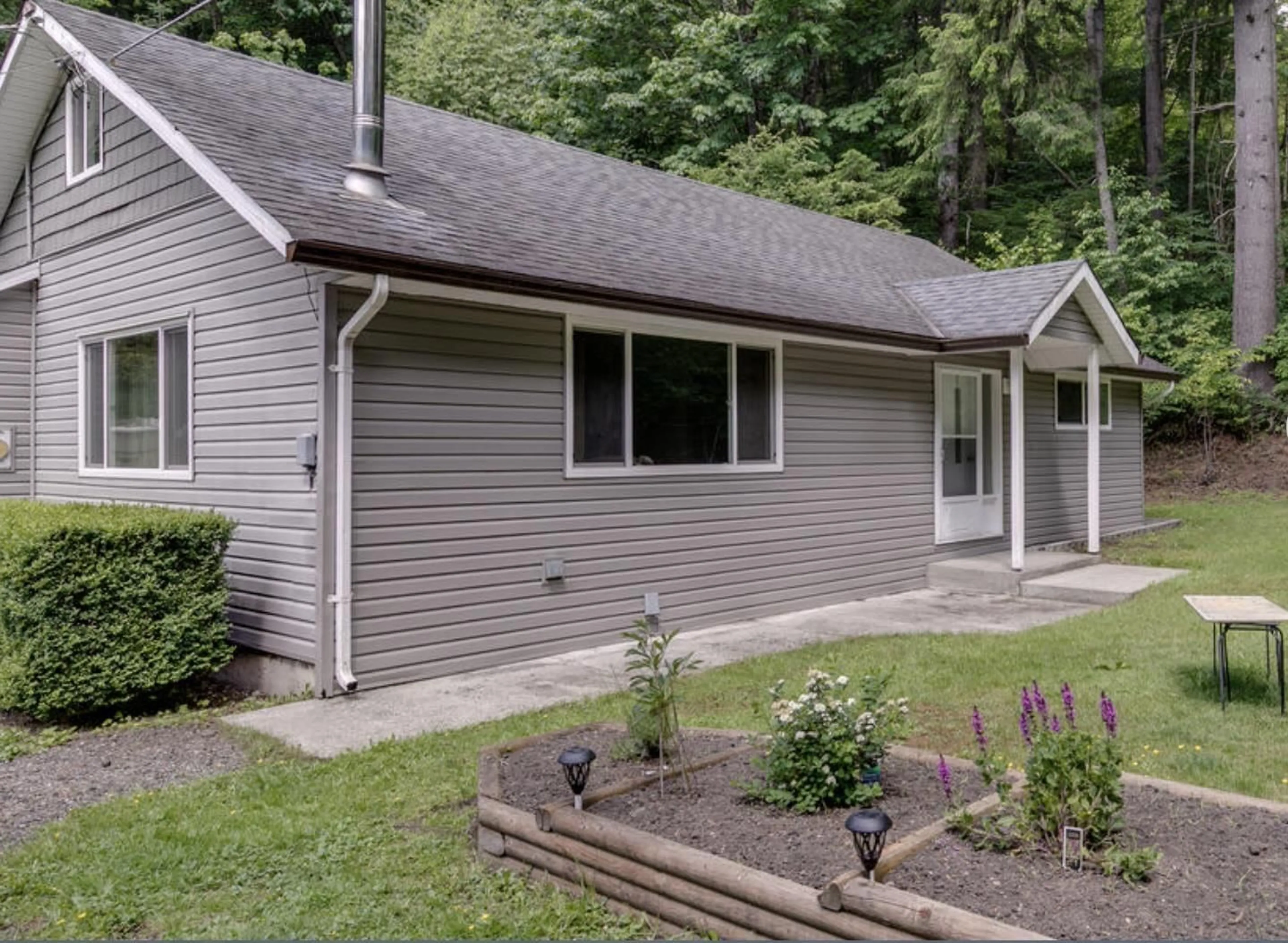 Home with vinyl exterior material, unknown for 10273 PARKE, Mission British Columbia V0M1G0