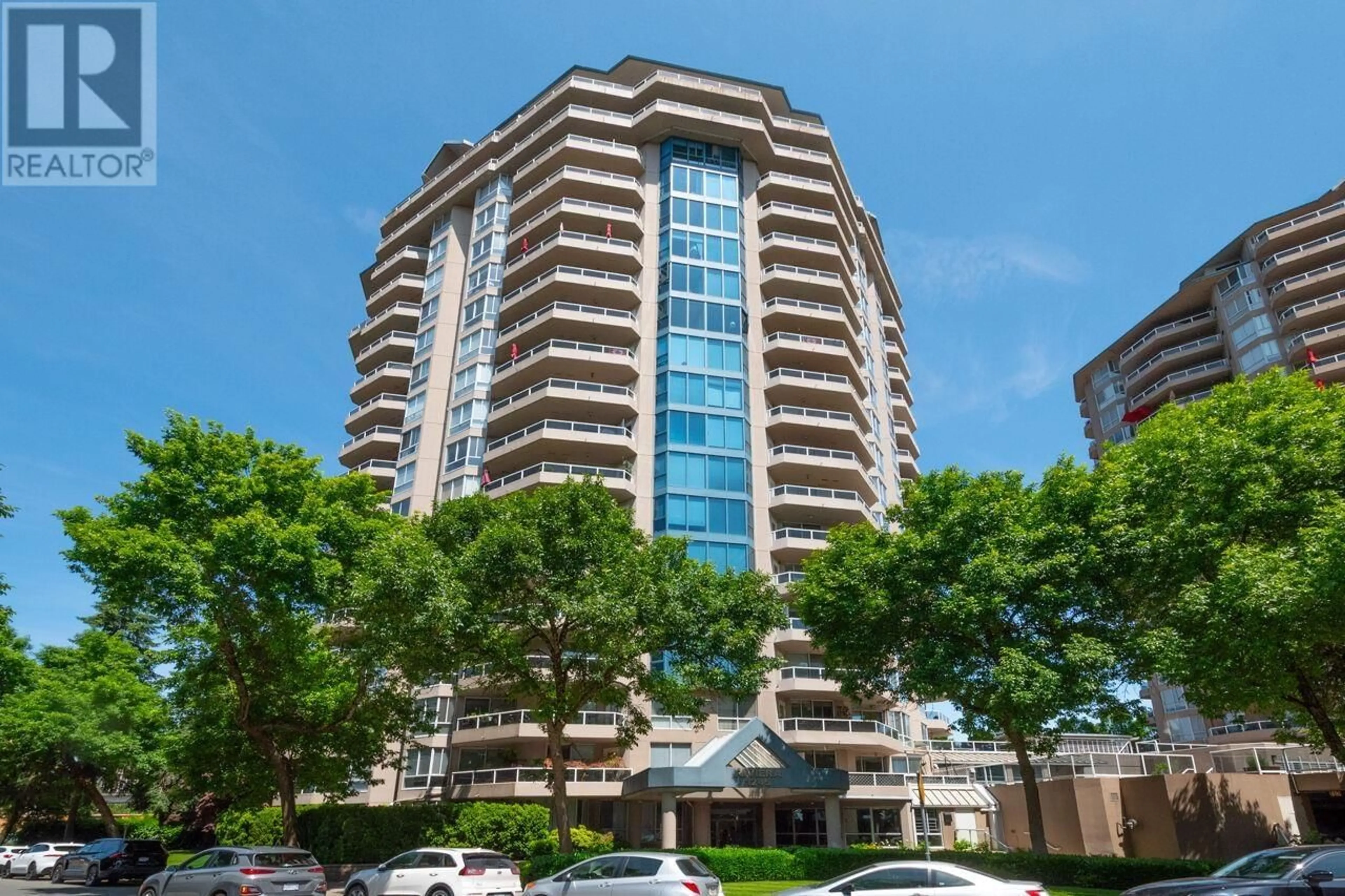 Indoor foyer for 605 - 1245 QUAYSIDE DRIVE, New Westminster British Columbia V3M6J6