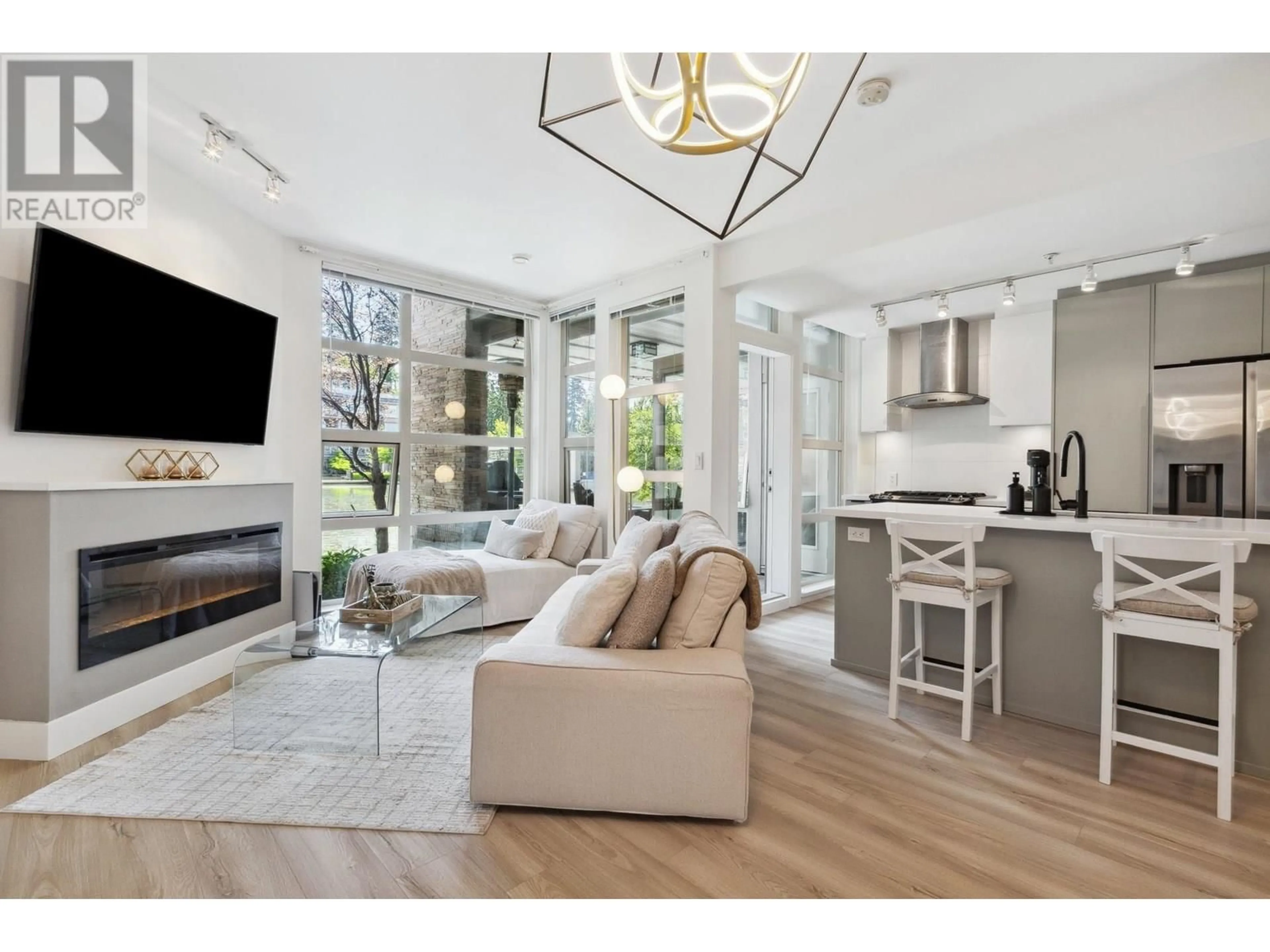 Living room with furniture, unknown for 107 - 3602 ALDERCREST DRIVE, North Vancouver British Columbia V7G0A2