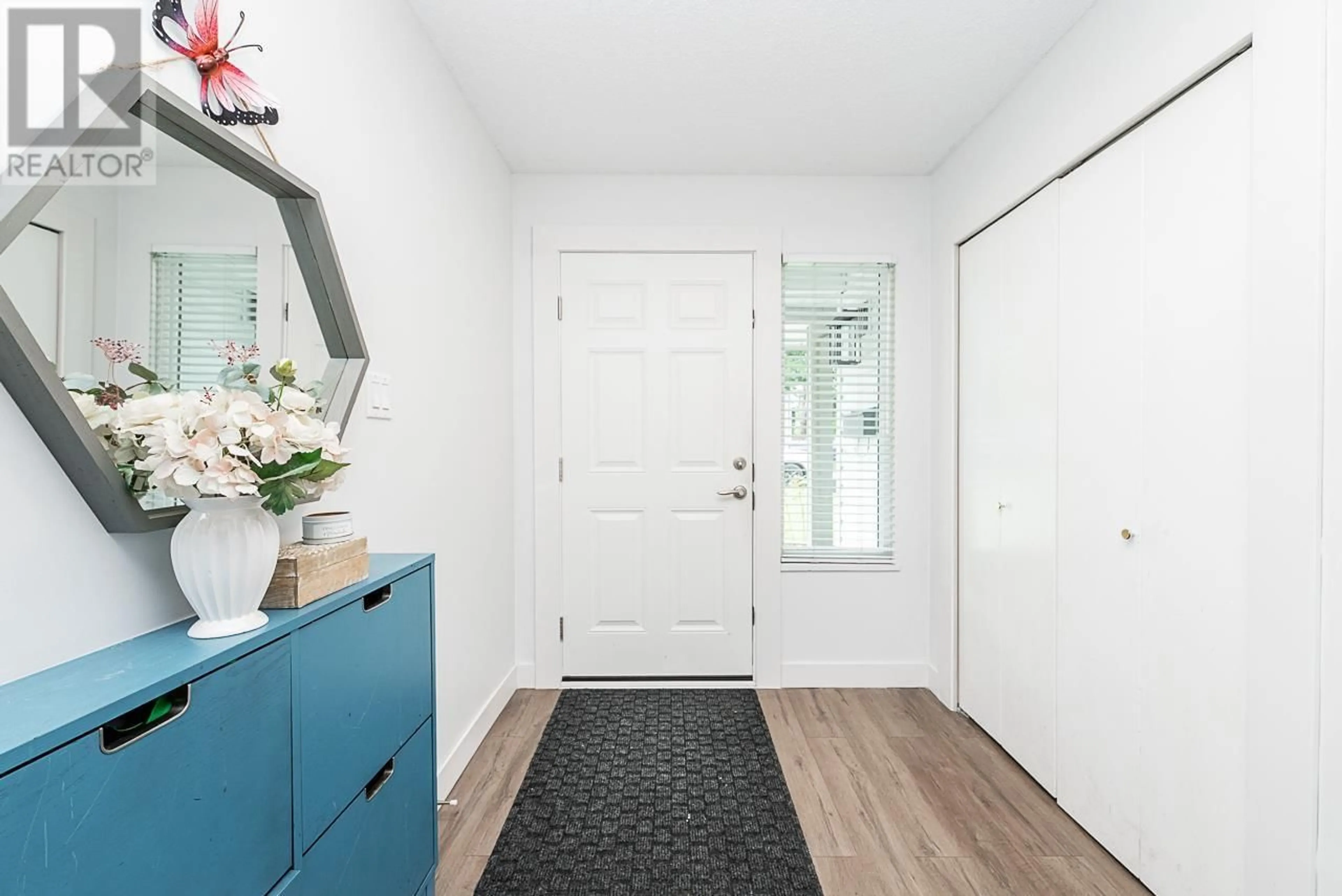Indoor entryway for 3143 RAE STREET, Port Coquitlam British Columbia V3B2Y3