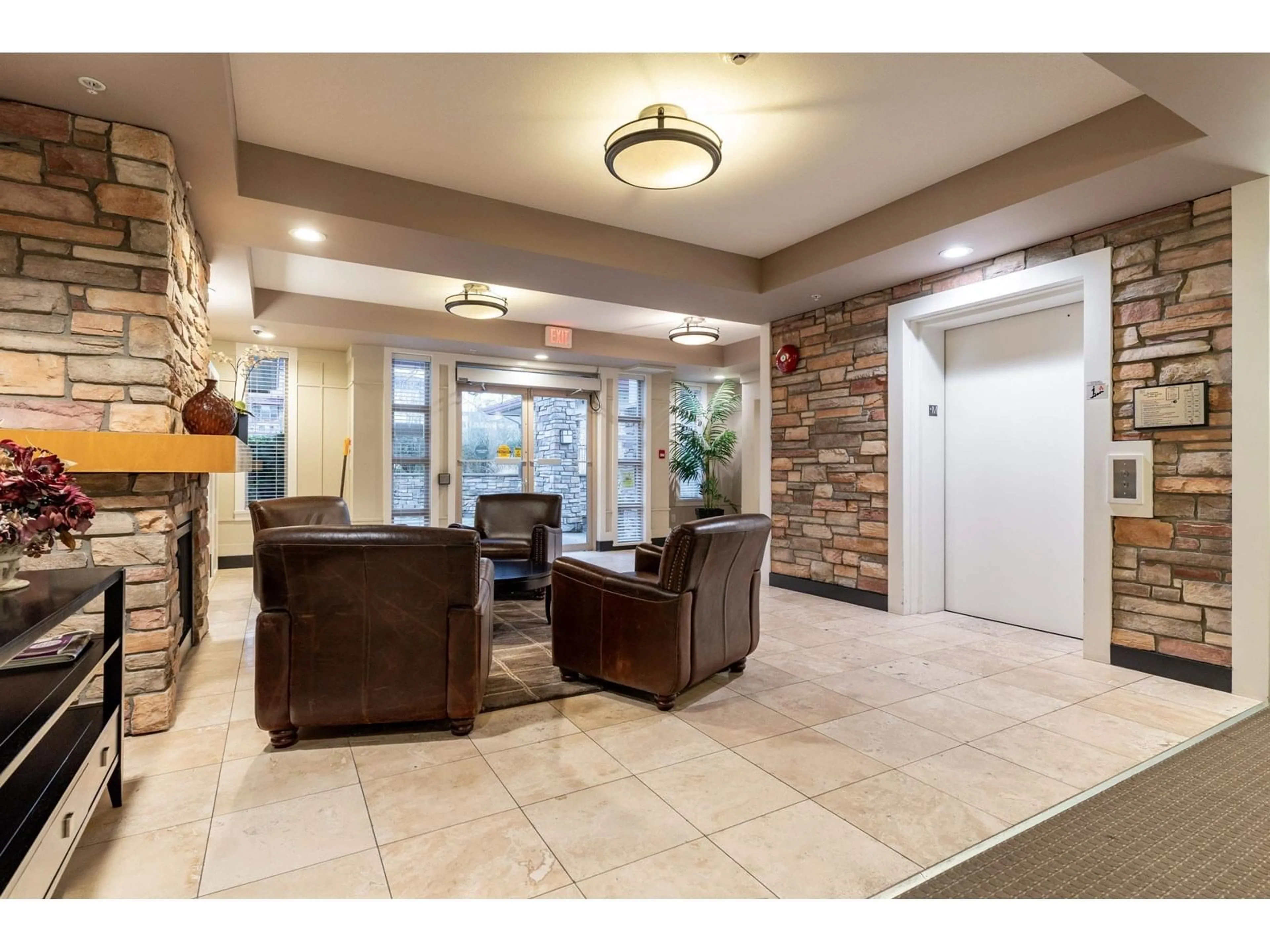 Lobby for 307 - 16477 64, Surrey British Columbia V3S6V7