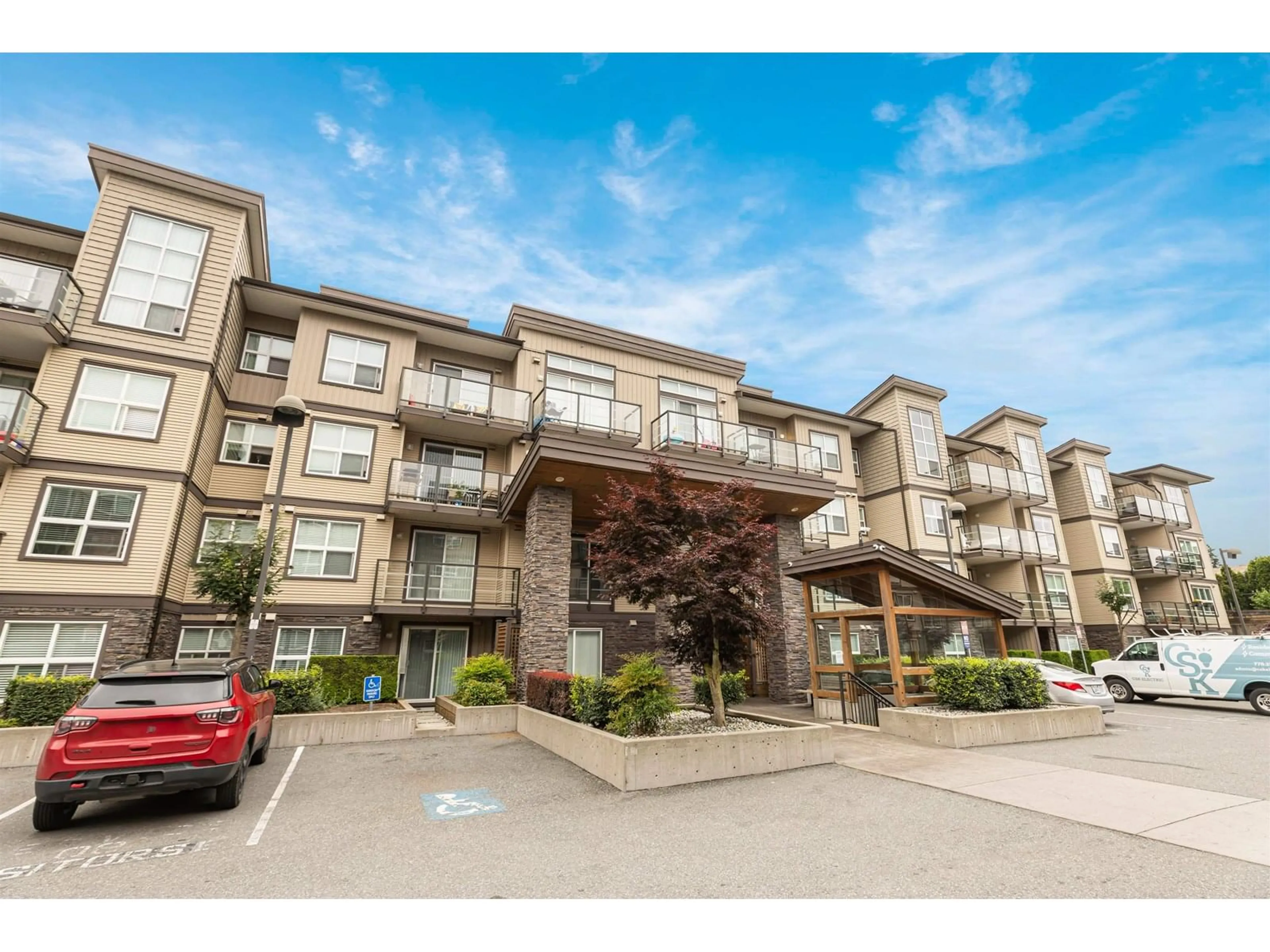 Patio, unknown for 319 - 30515 CARDINAL, Abbotsford British Columbia V2T0A8