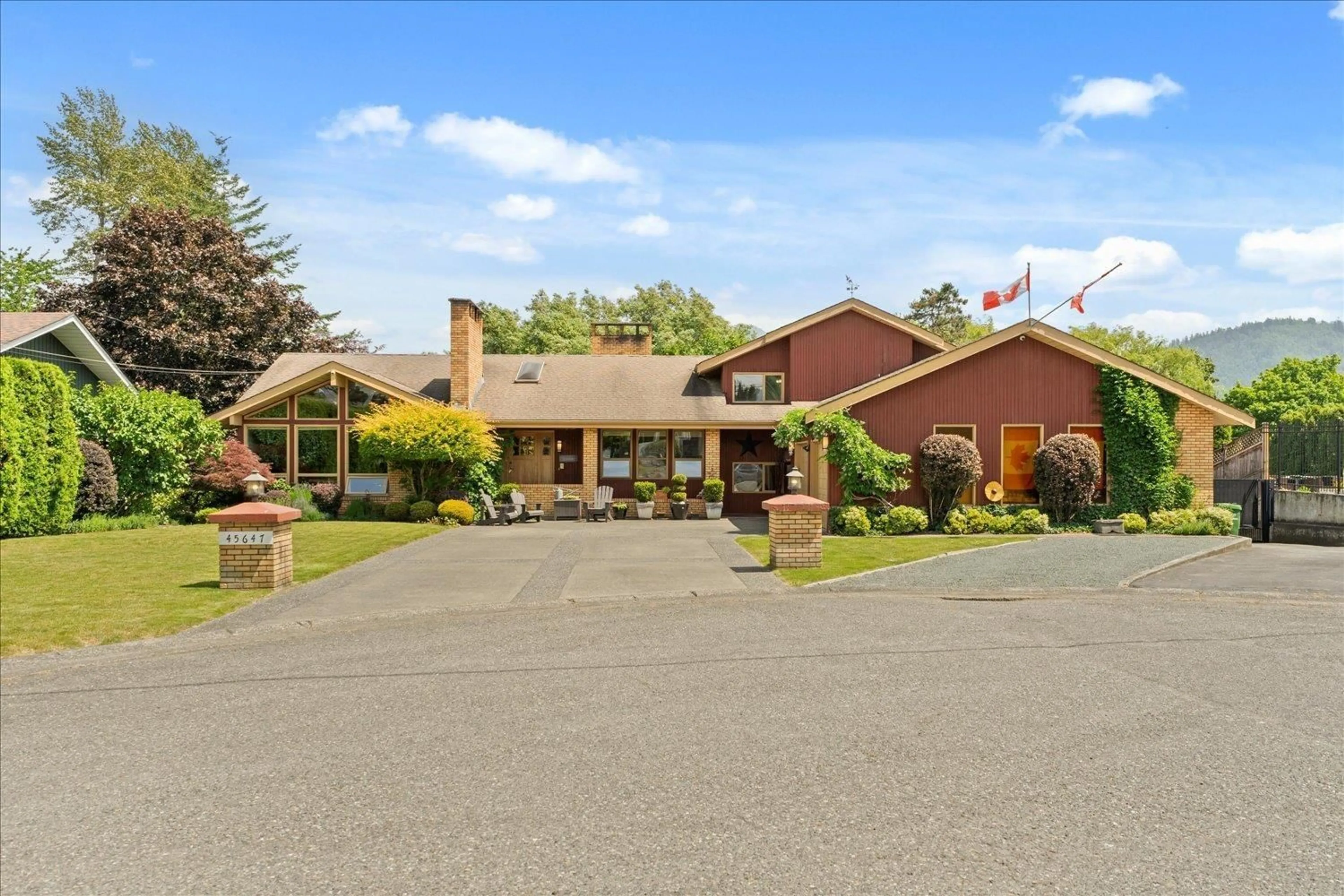 Unknown for 45647 NEWBY DRIVE, Chilliwack British Columbia V2R1N1