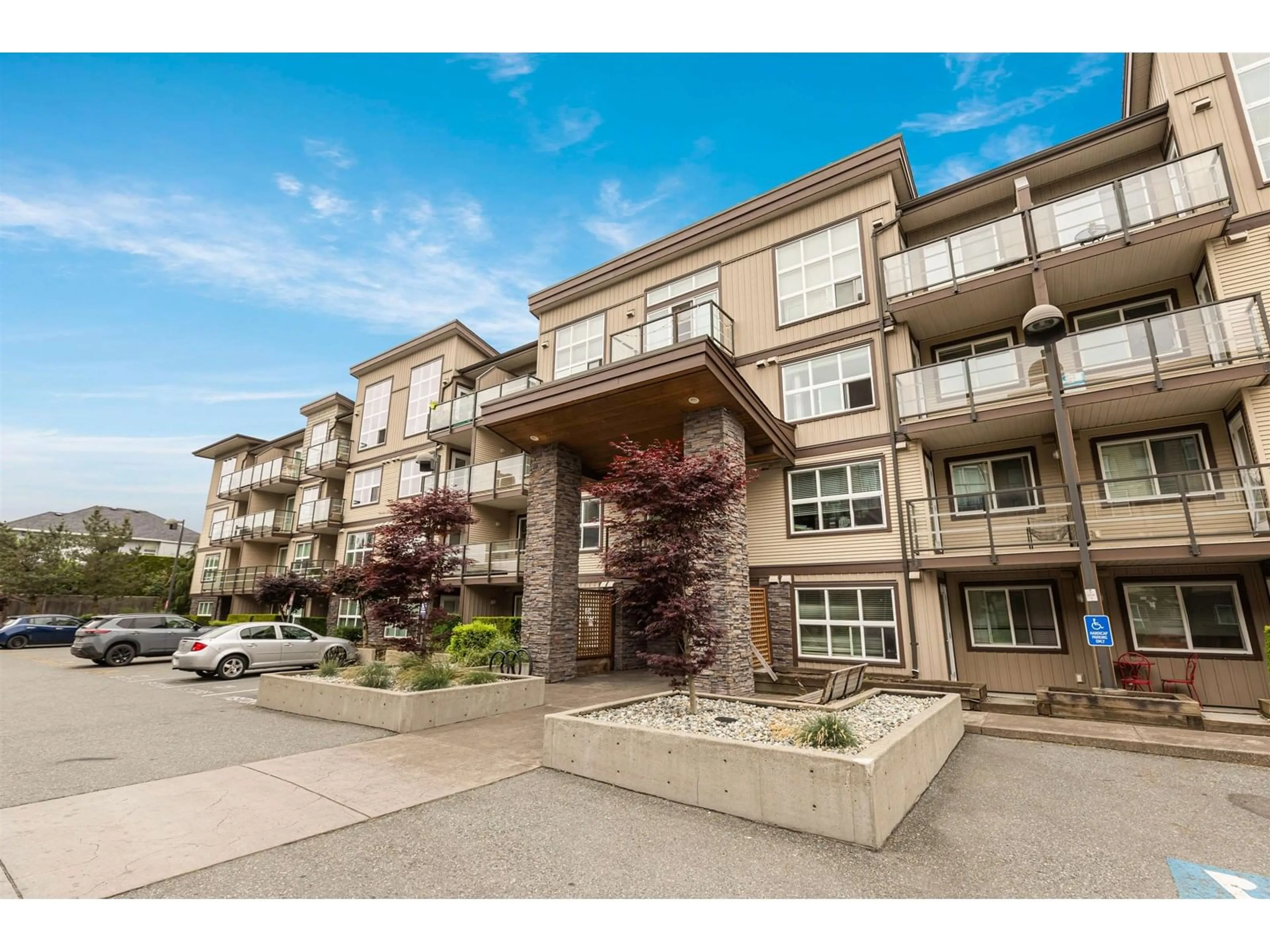 Unknown for 324 - 30525 CARDINAL, Abbotsford British Columbia V2T0A8