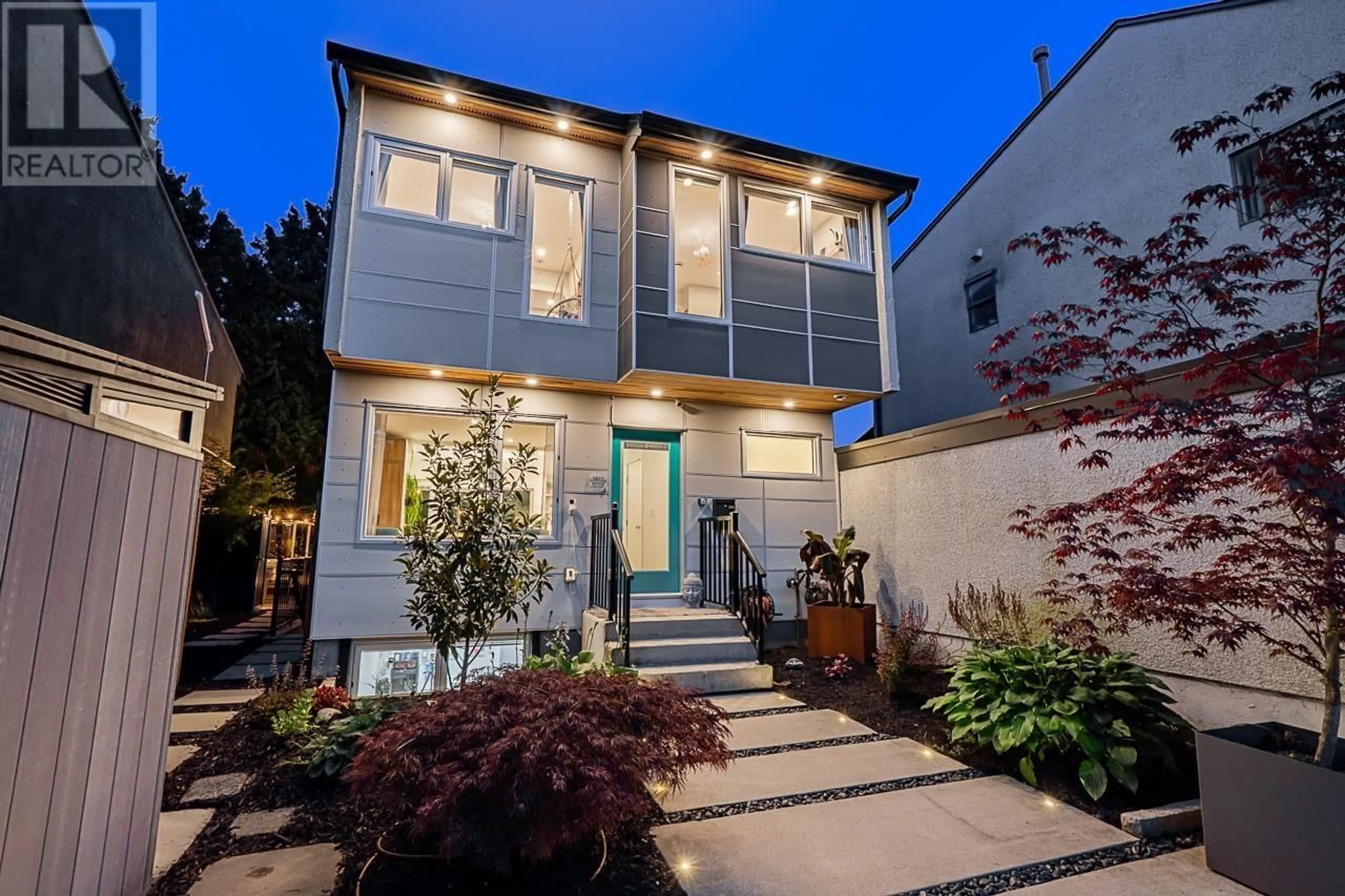 Home with vinyl exterior material, street for 3812 GARDEN GROVE DRIVE, Burnaby British Columbia V5G4A7