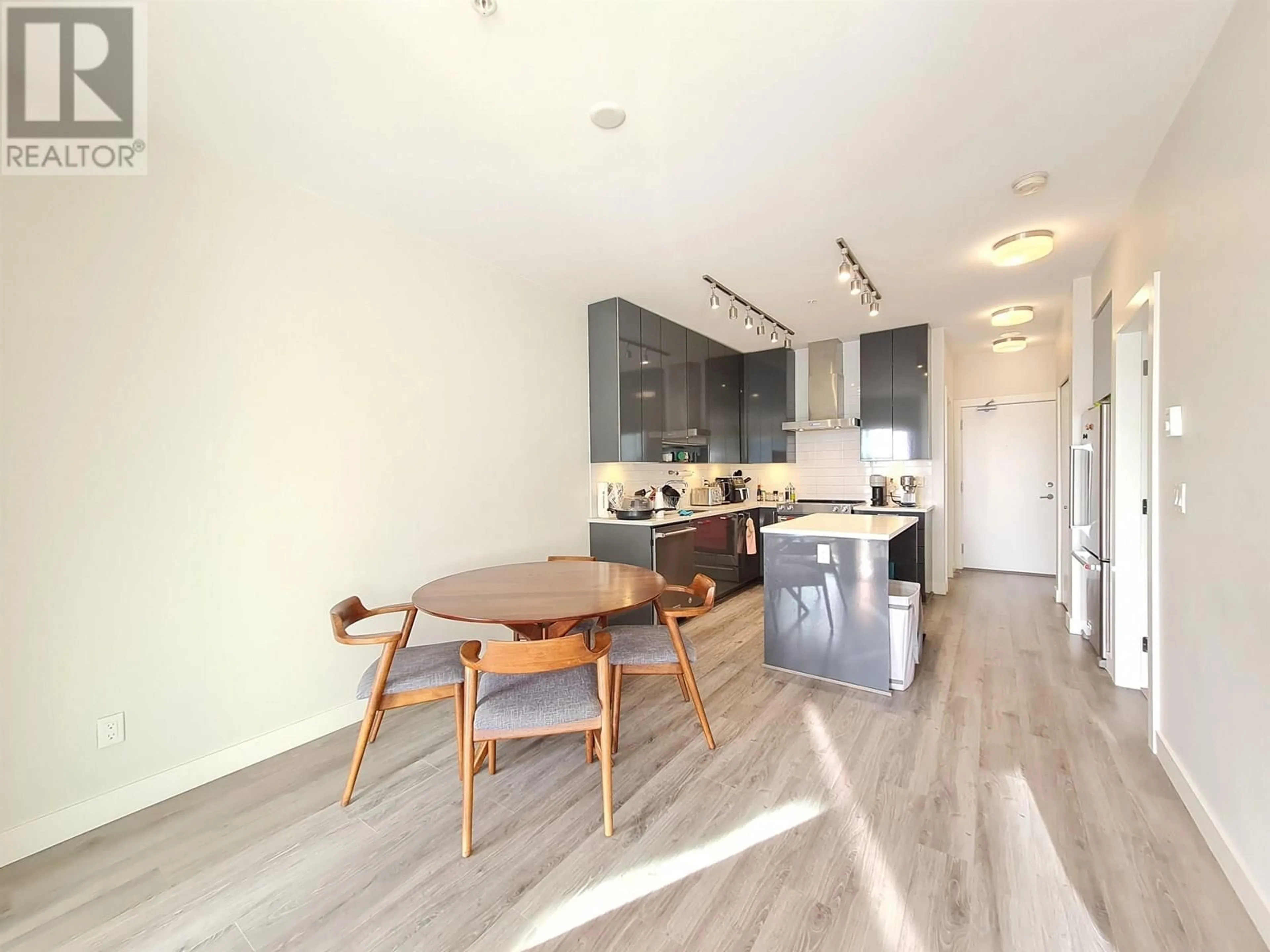 Open concept kitchen, unknown for 205 - 1768 GILMORE AVENUE, Burnaby British Columbia V5C0L4