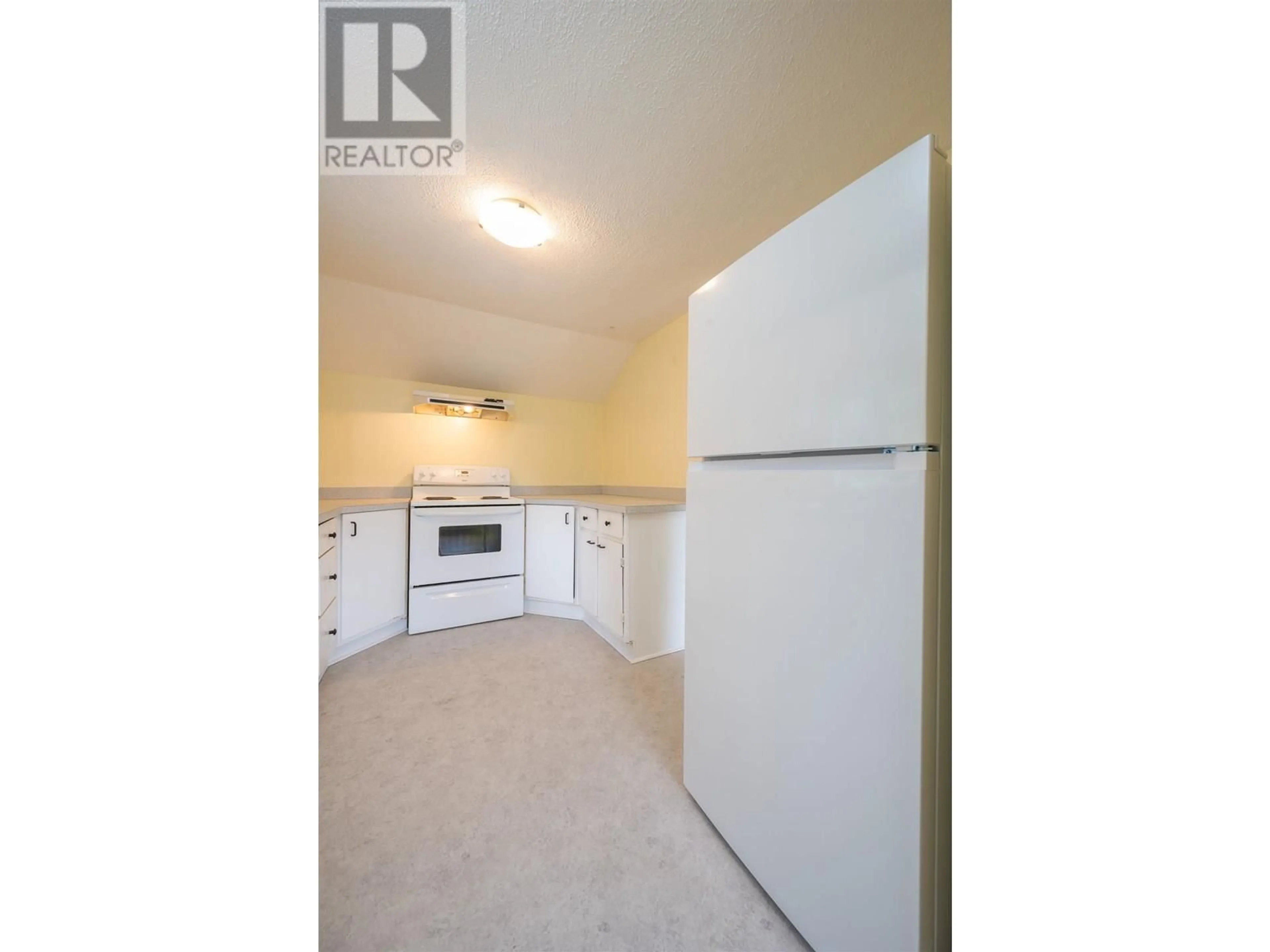 Standard kitchen, unknown for 2171 SEAL COVE CIRCLE, Prince Rupert British Columbia V8J2G4