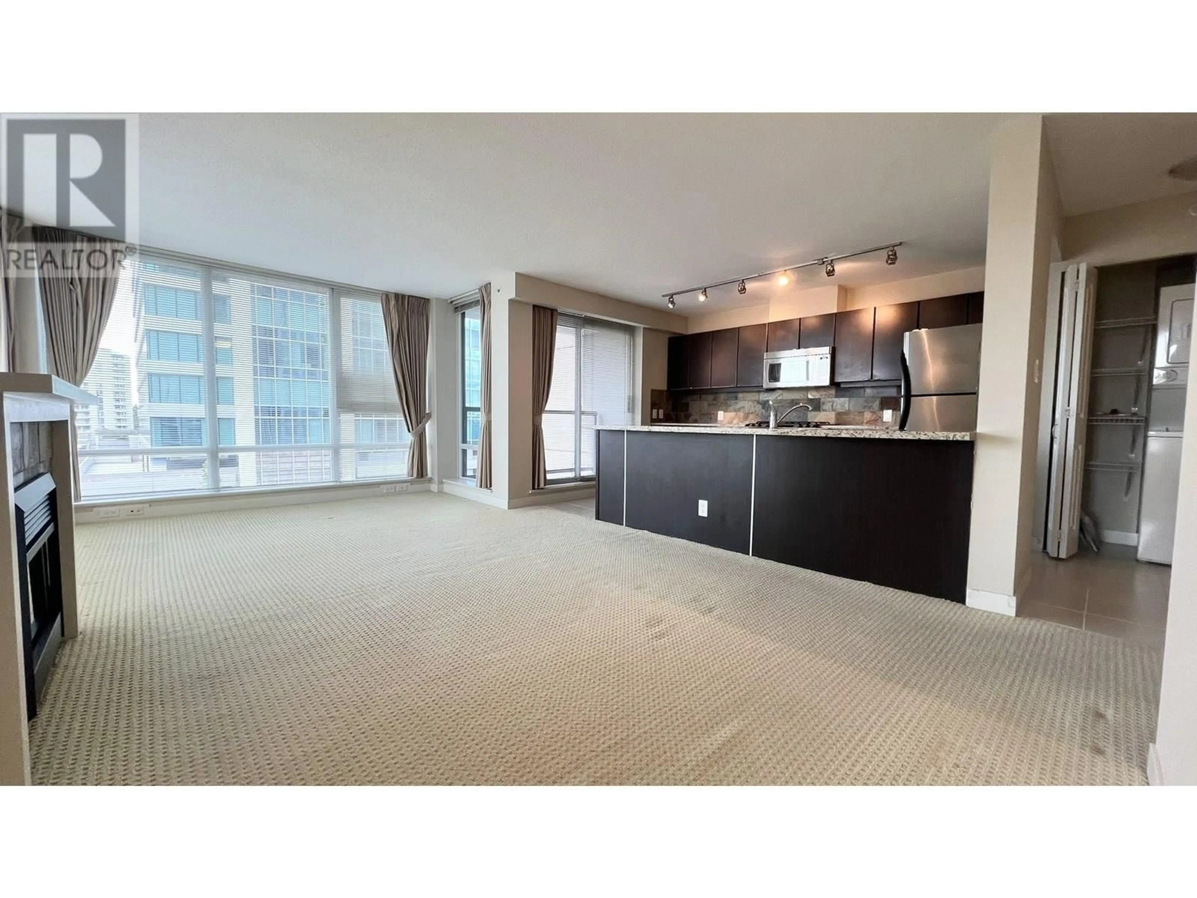 Unknown for 807 - 6068 NO. 3 ROAD, Richmond British Columbia V6Y4M7