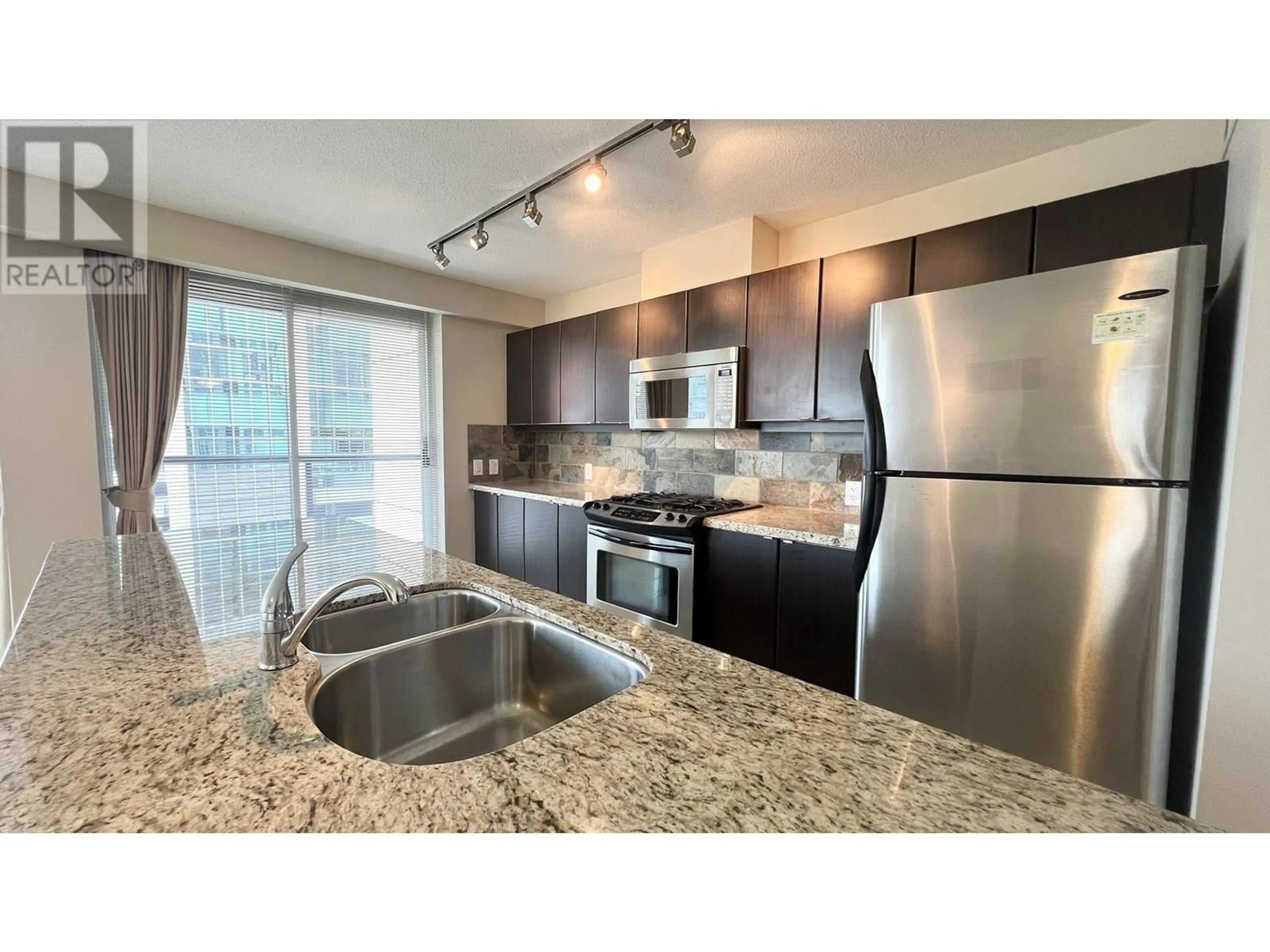 Unknown for 807 - 6068 NO. 3 ROAD, Richmond British Columbia V6Y4M7
