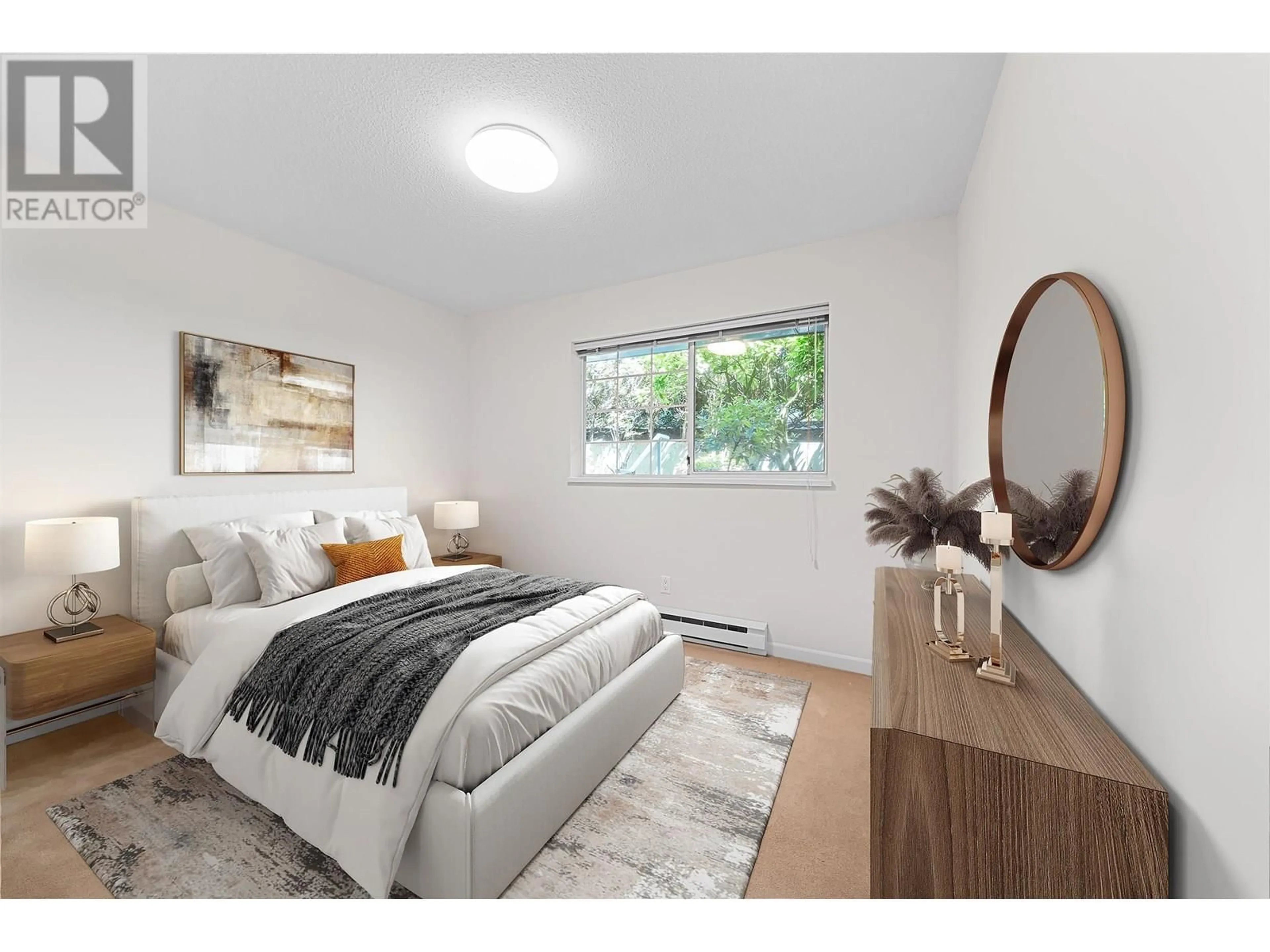 Bedroom with bed, unknown for 101 - 1386 73RD AVENUE, Vancouver British Columbia V6P3E8