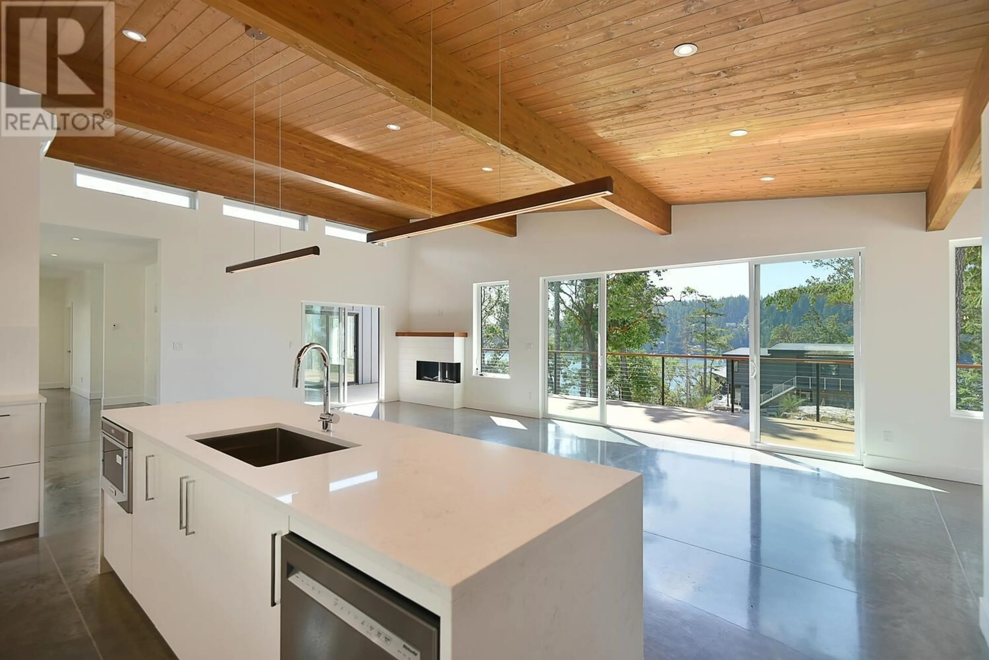 Open concept kitchen, unknown for 13246 PINEHAVEN HEIGHTS, Garden Bay British Columbia V0N1S1