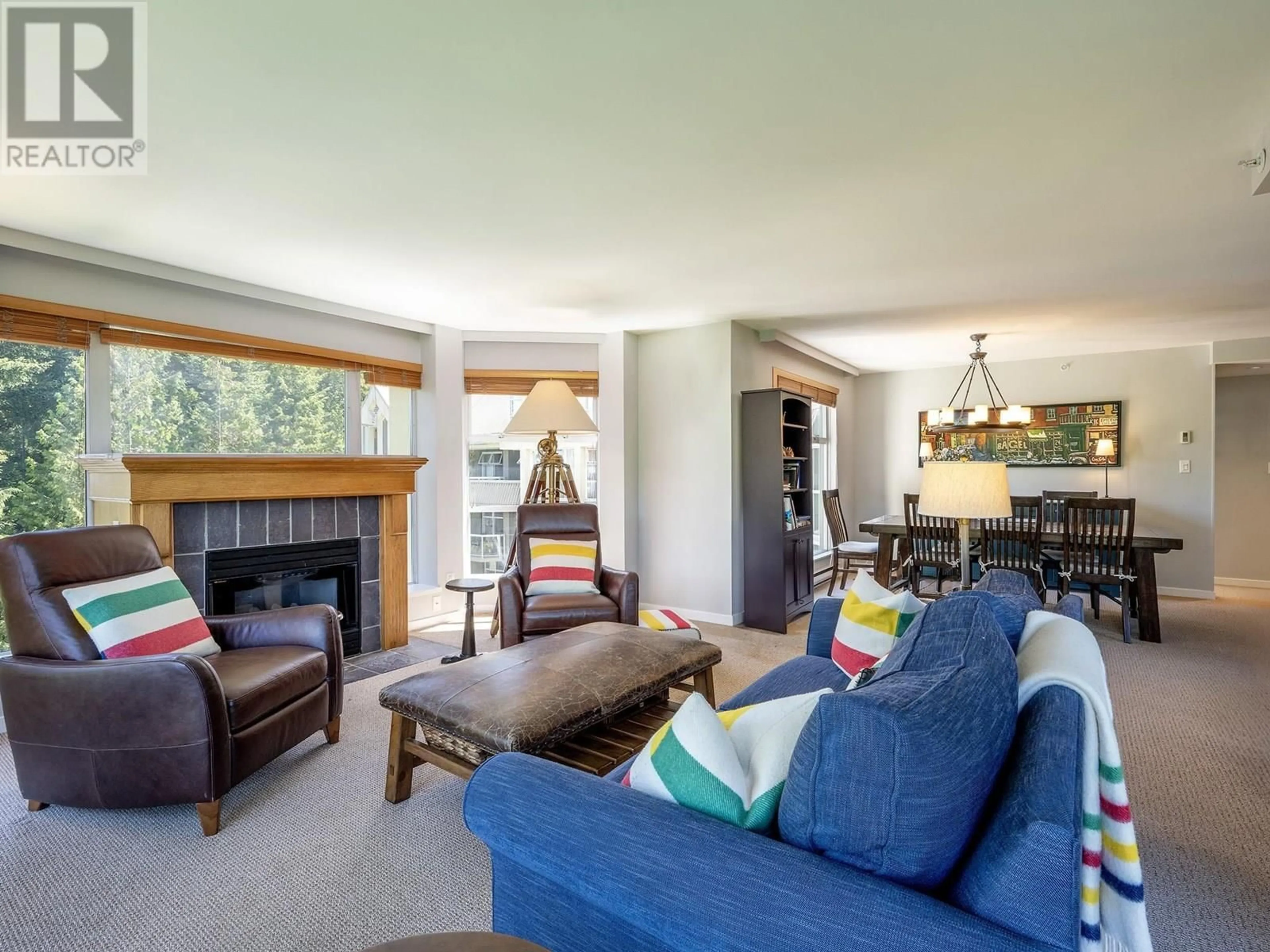 Living room with furniture, unknown for 501 - 4910 SPEARHEAD PLACE, Whistler British Columbia V8E1G1