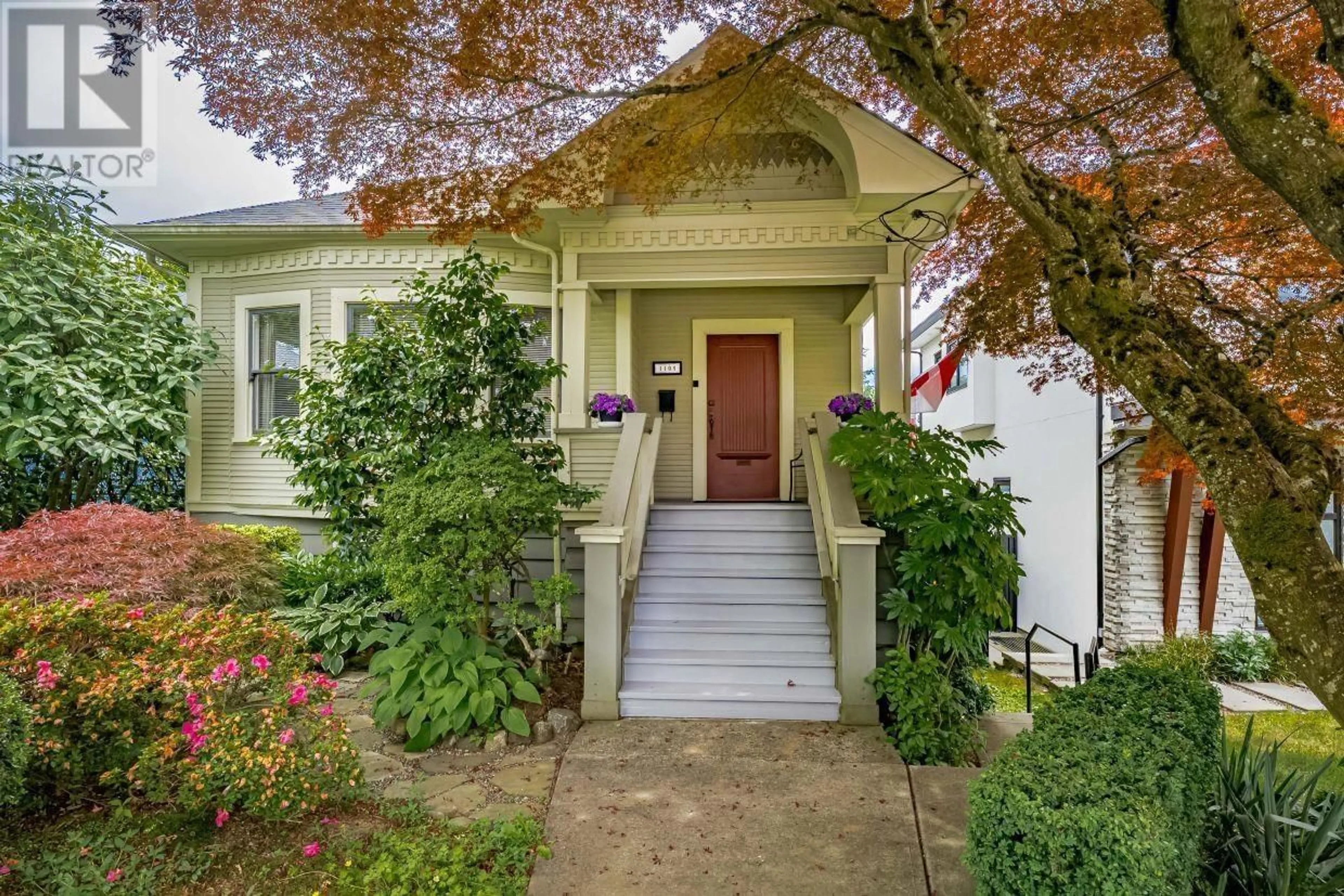 Unknown for 1104 EDINBURGH STREET, New Westminster British Columbia V3M2V7