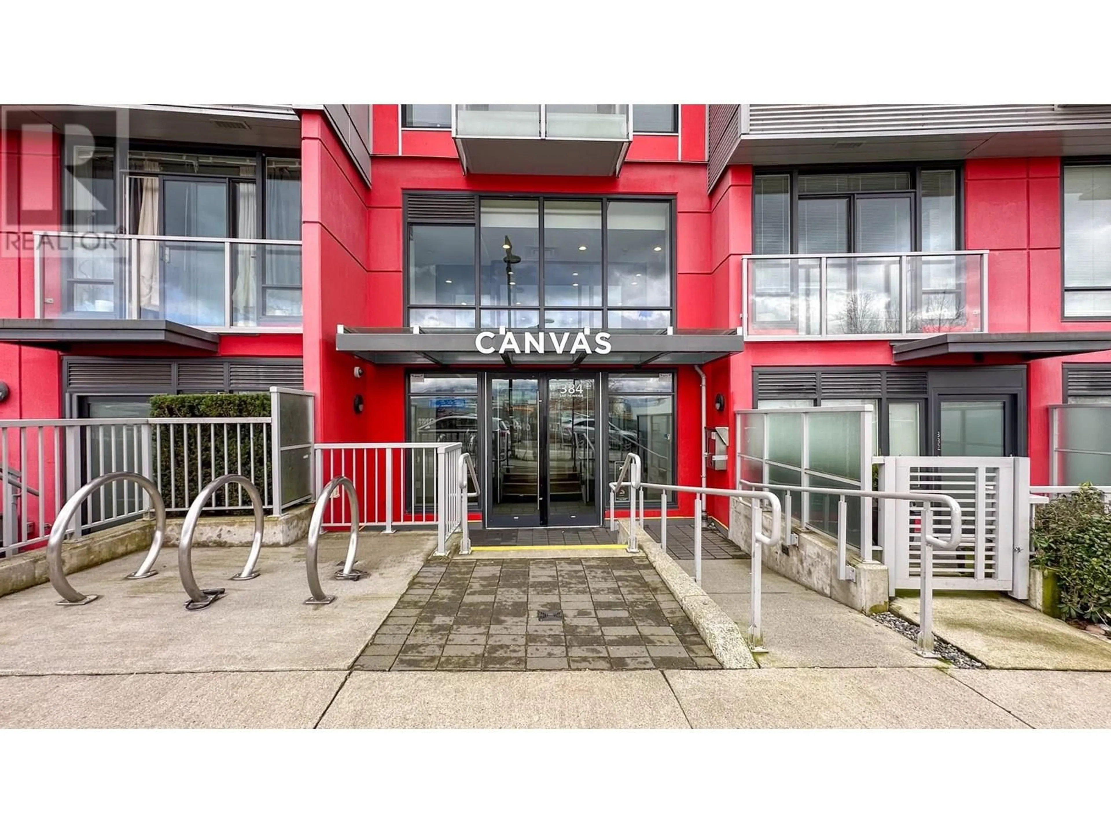 Indoor foyer for 503 - 384 1ST AVENUE, Vancouver British Columbia V5T0G5