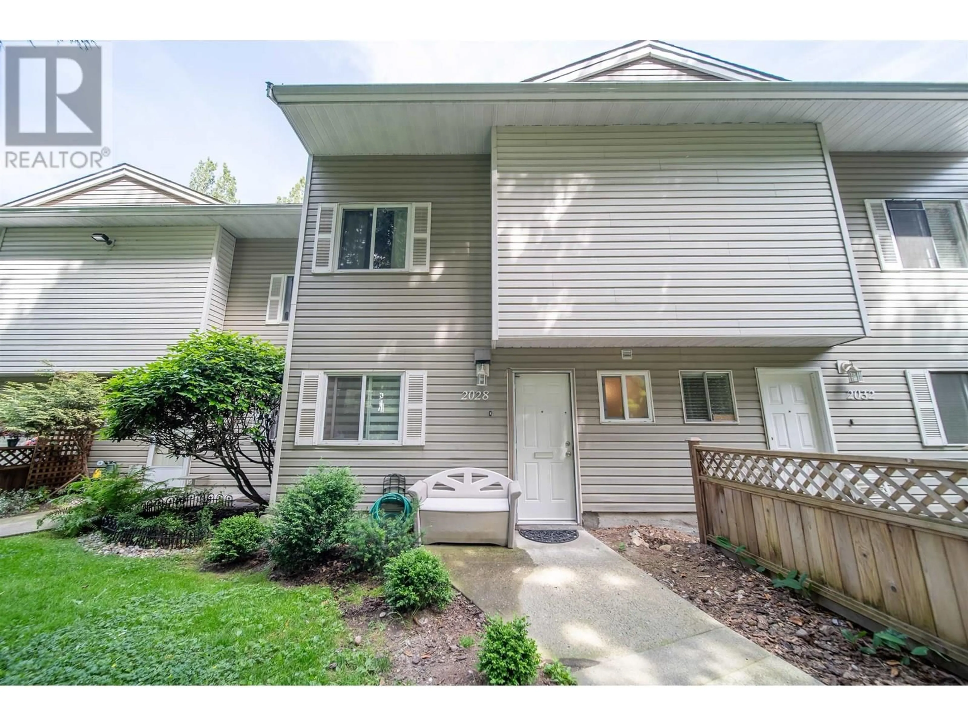 Unknown for 2028 SPRINGER AVENUE, Burnaby British Columbia V5B3M5