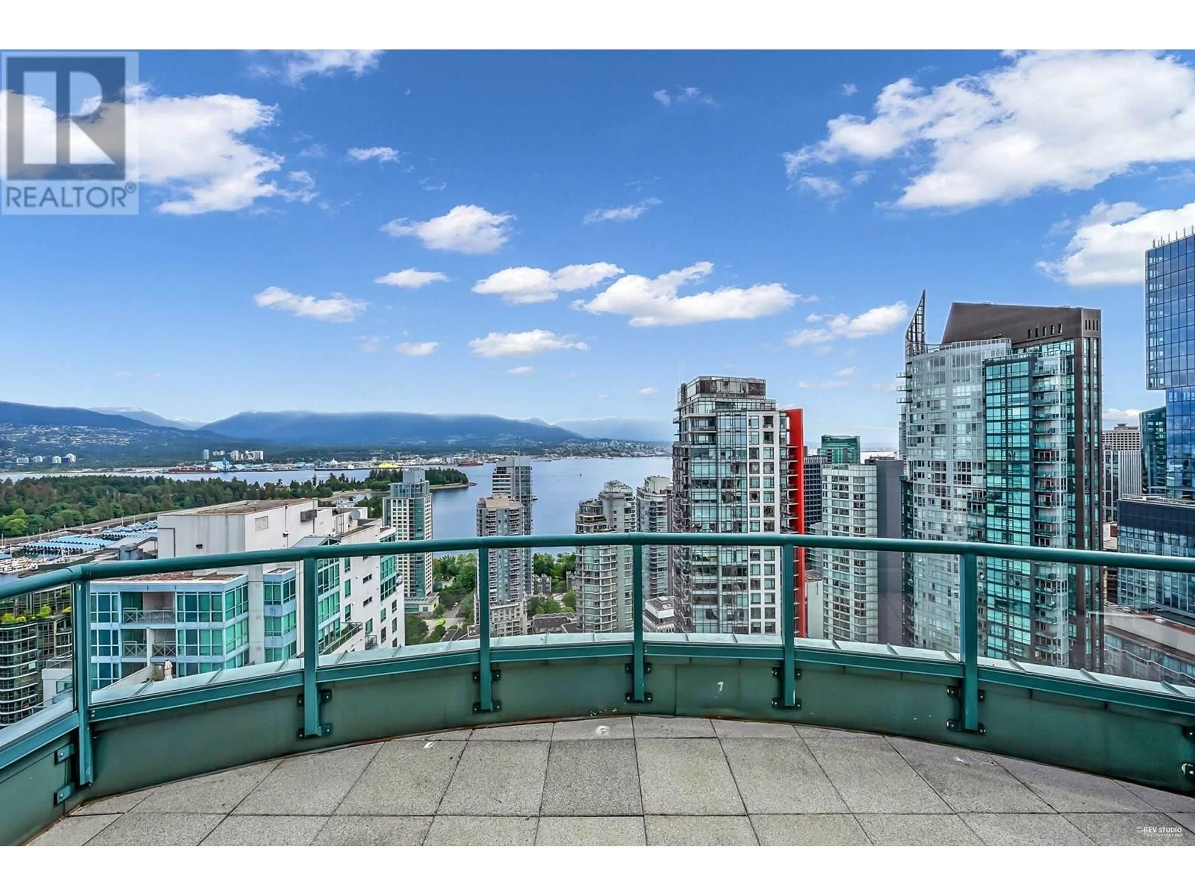 Unknown for 3402 - 1239 GEORGIA STREET, Vancouver British Columbia V6E4R8