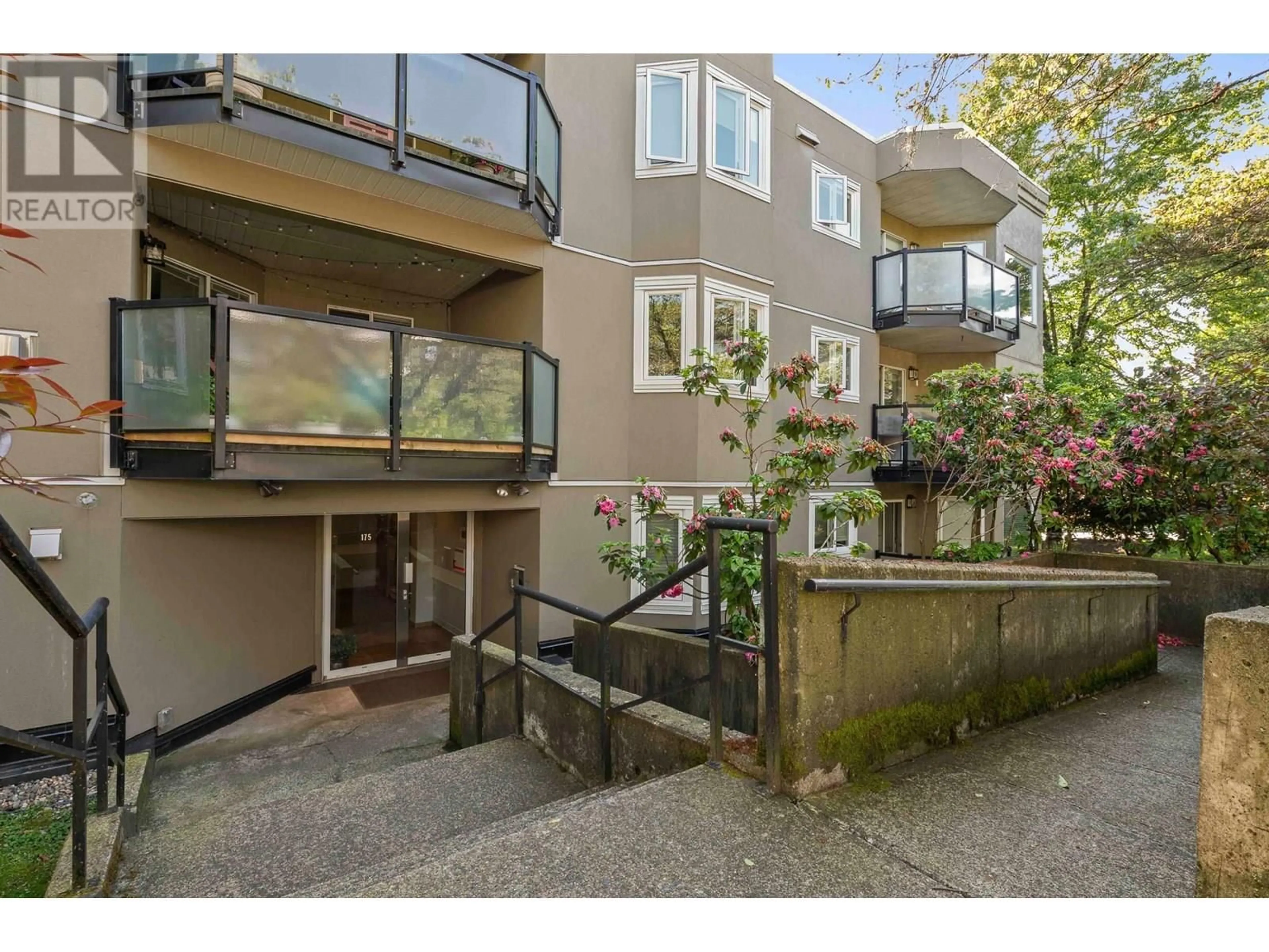 Unknown for 105 - 175 4TH STREET, North Vancouver British Columbia V7M1H6