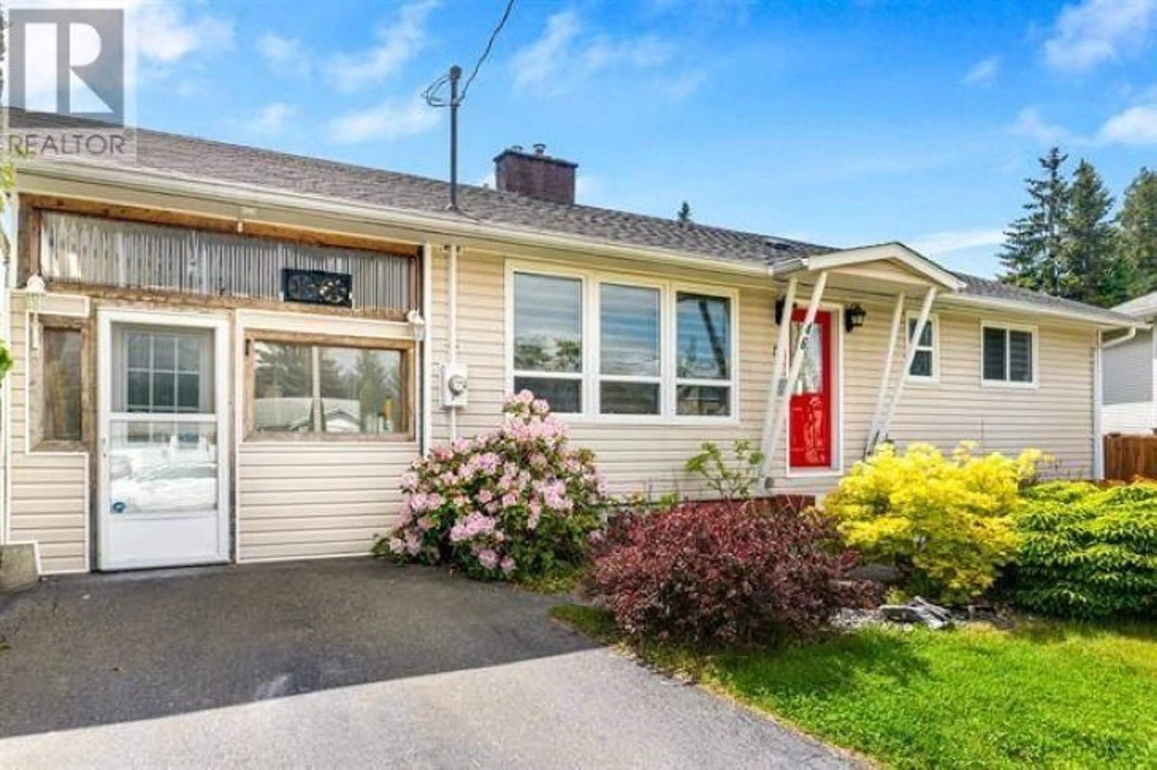Home with vinyl exterior material, street for 46 MORGAN STREET, Kitimat British Columbia V8C1J3