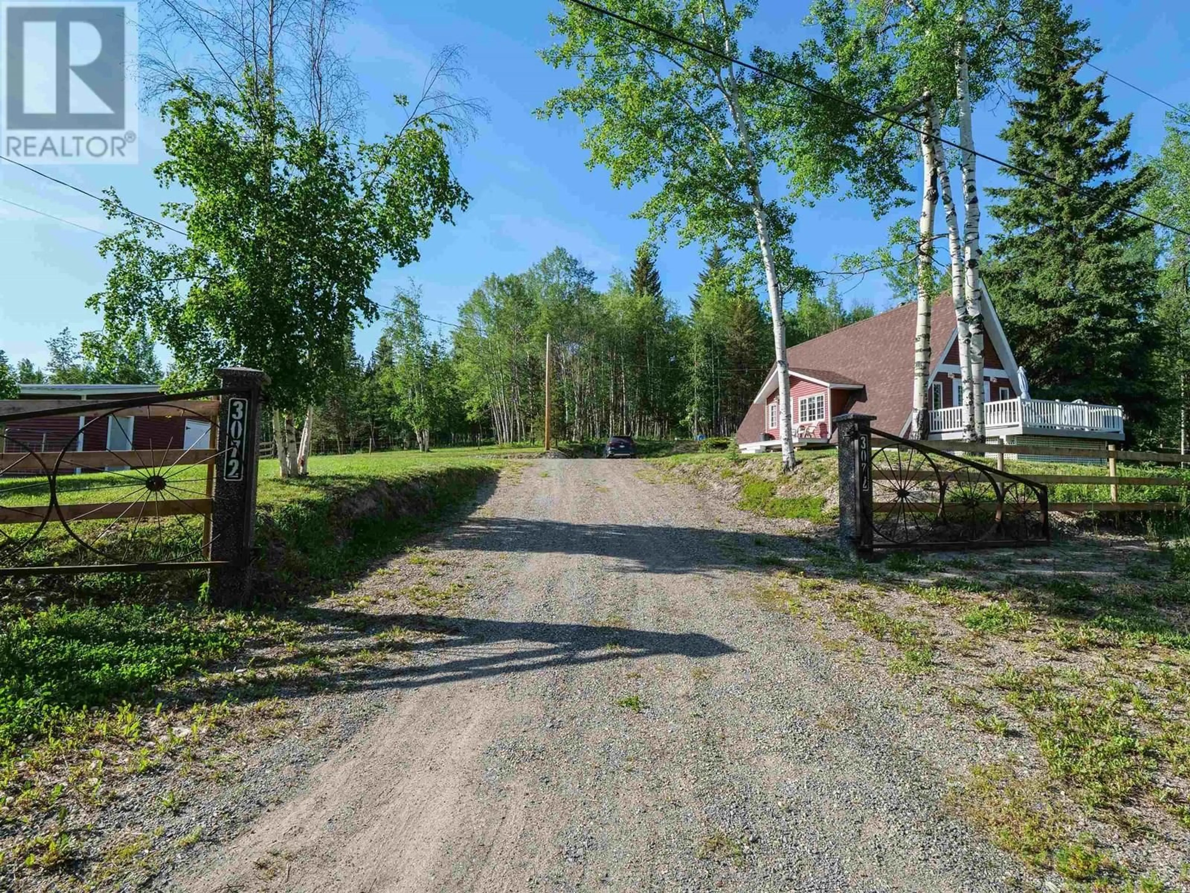 A pic from outside/outdoor area/front of a property/back of a property/a pic from drone, street for 3072 LONG ROAD, Quesnel British Columbia V2K7G2