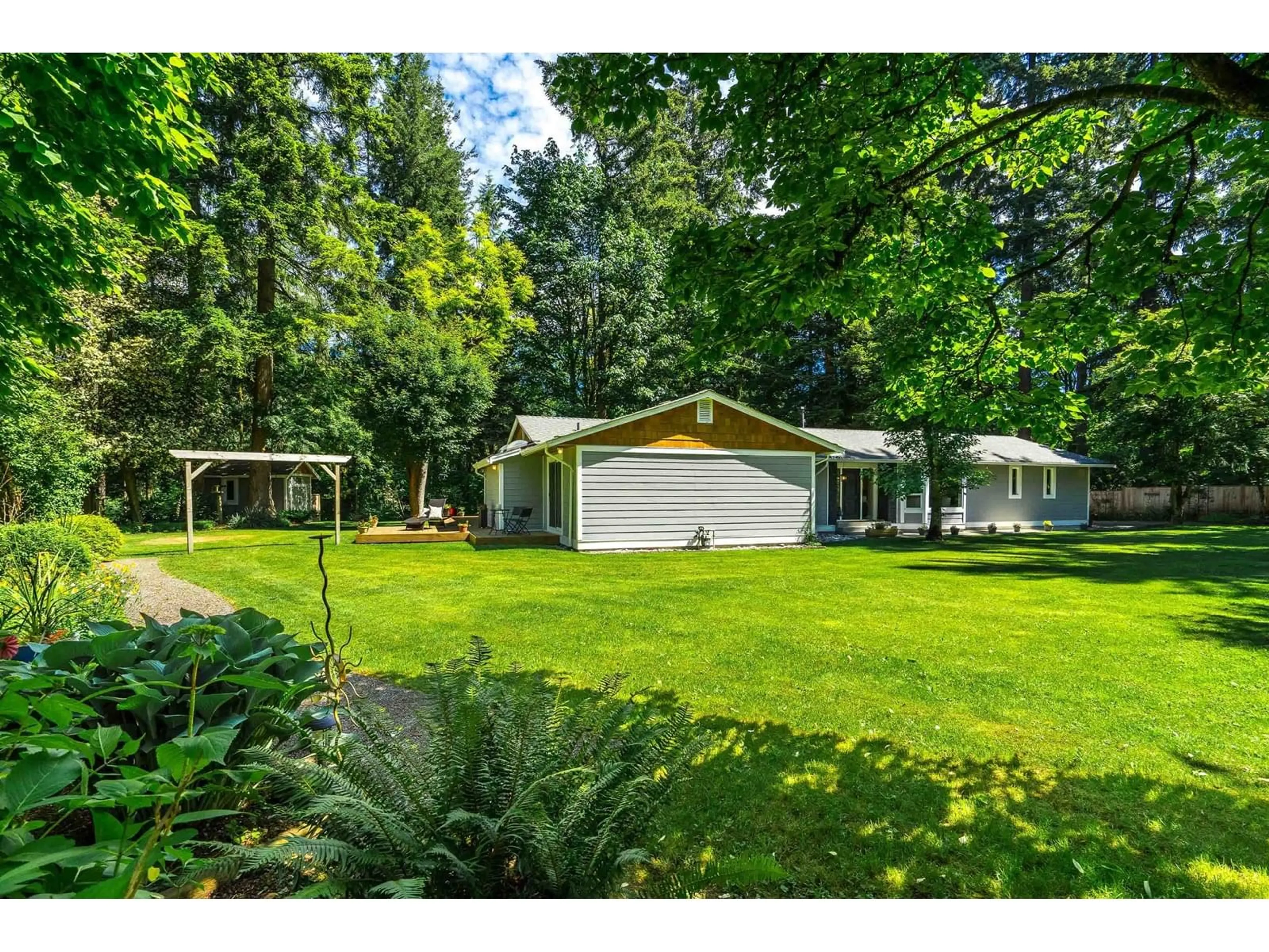 A pic from outside/outdoor area/front of a property/back of a property/a pic from drone, unknown for 23659 53A, Langley British Columbia V2Z2P4