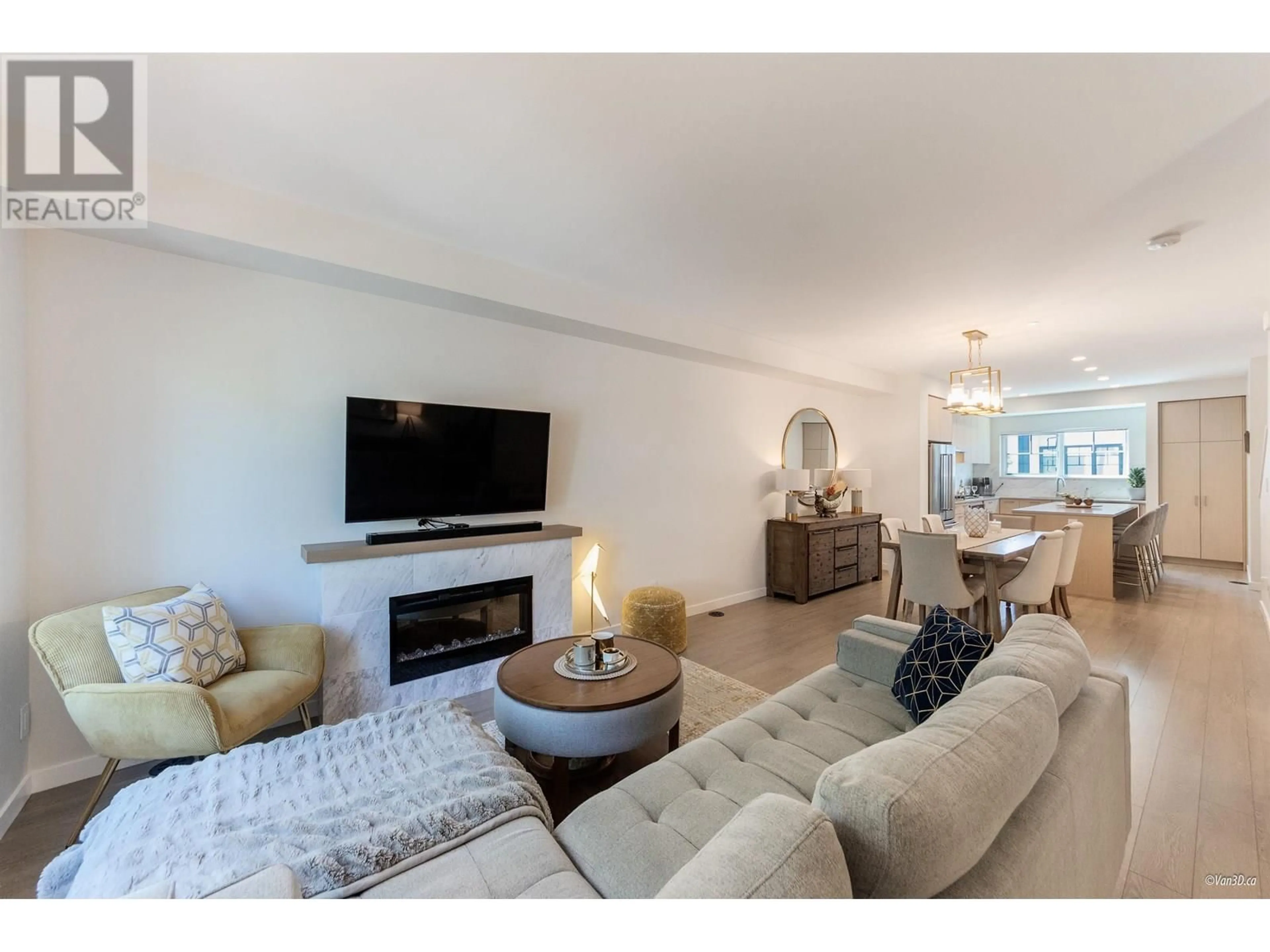 Living room with furniture, unknown for 86 - 19452 SUTTON STREET, Pitt Meadows British Columbia V3Y0G6