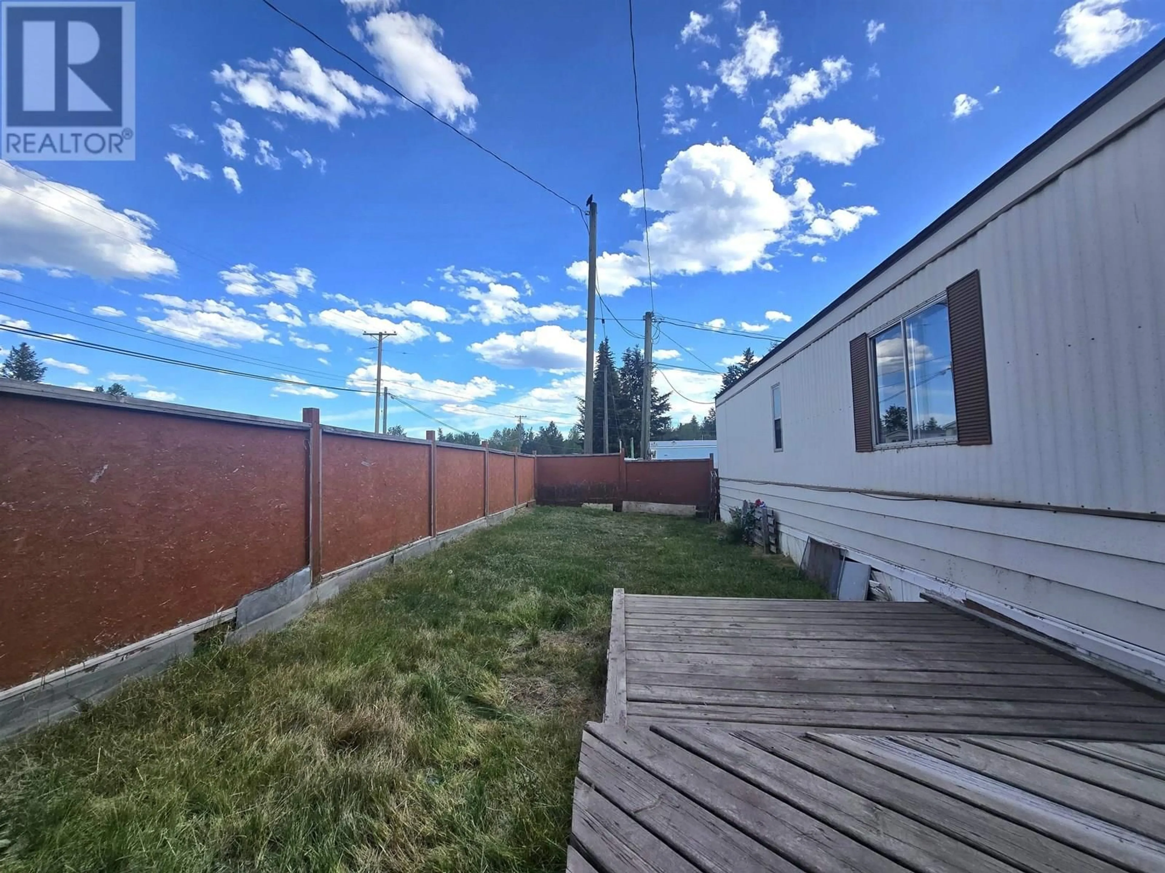 Patio, street for 18 - 5378 PARK DRIVE, 100 Mile House British Columbia V0K2E1