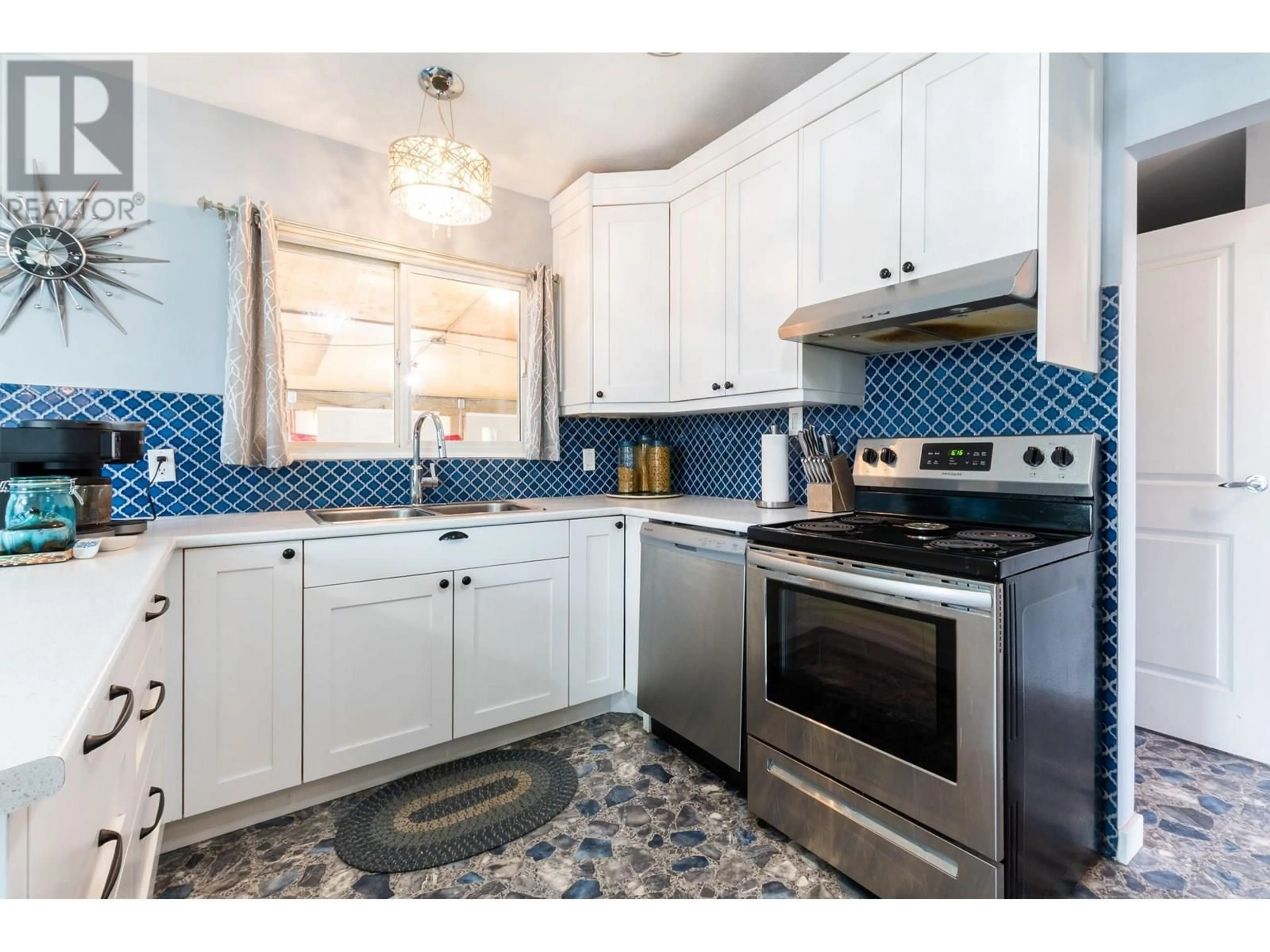 Unknown for 285 KELLY STREET, Prince George British Columbia V2M3K2