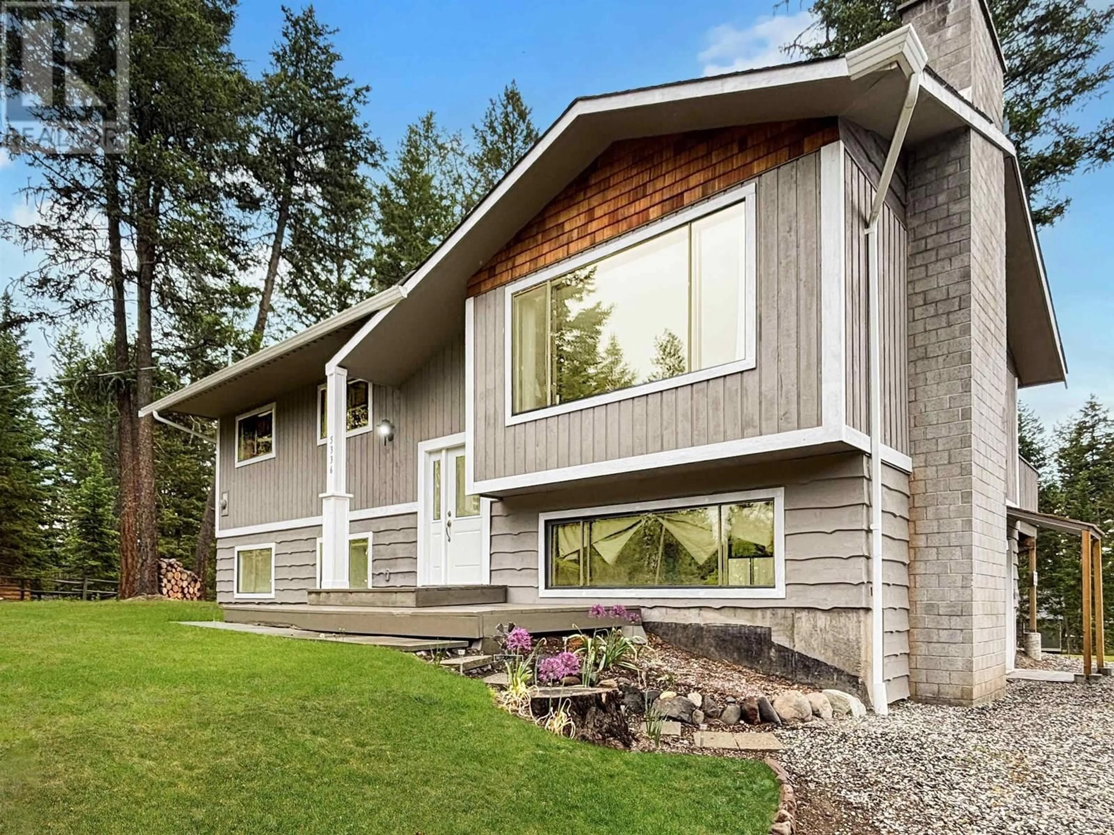Home with vinyl exterior material, unknown for 5336 ANNAHAM CRESCENT, 108 Mile Ranch British Columbia V0K2Z0