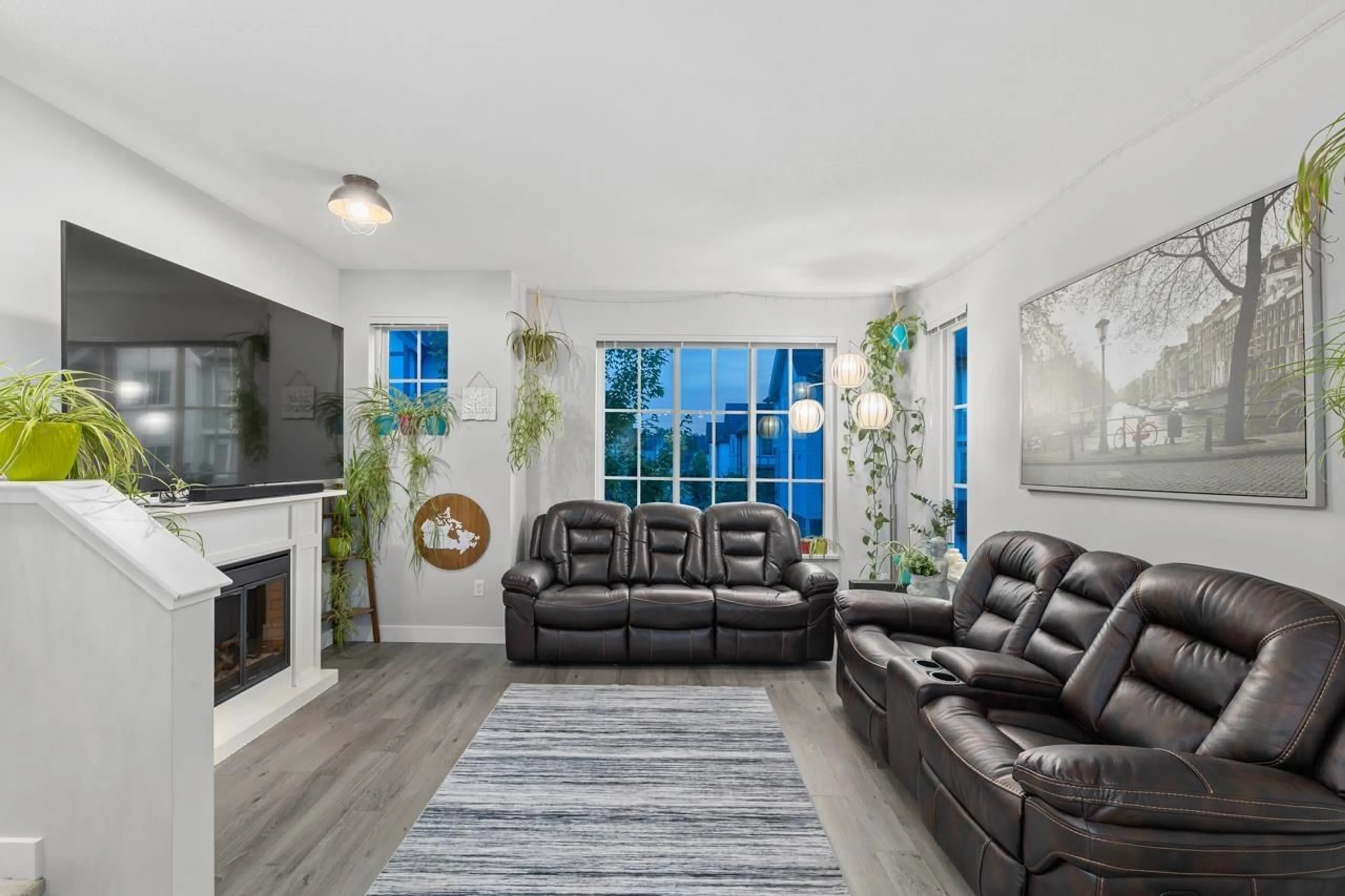 Living room with furniture, unknown for 45 - 30989 WESTRIDGE, Abbotsford British Columbia V2T0E7