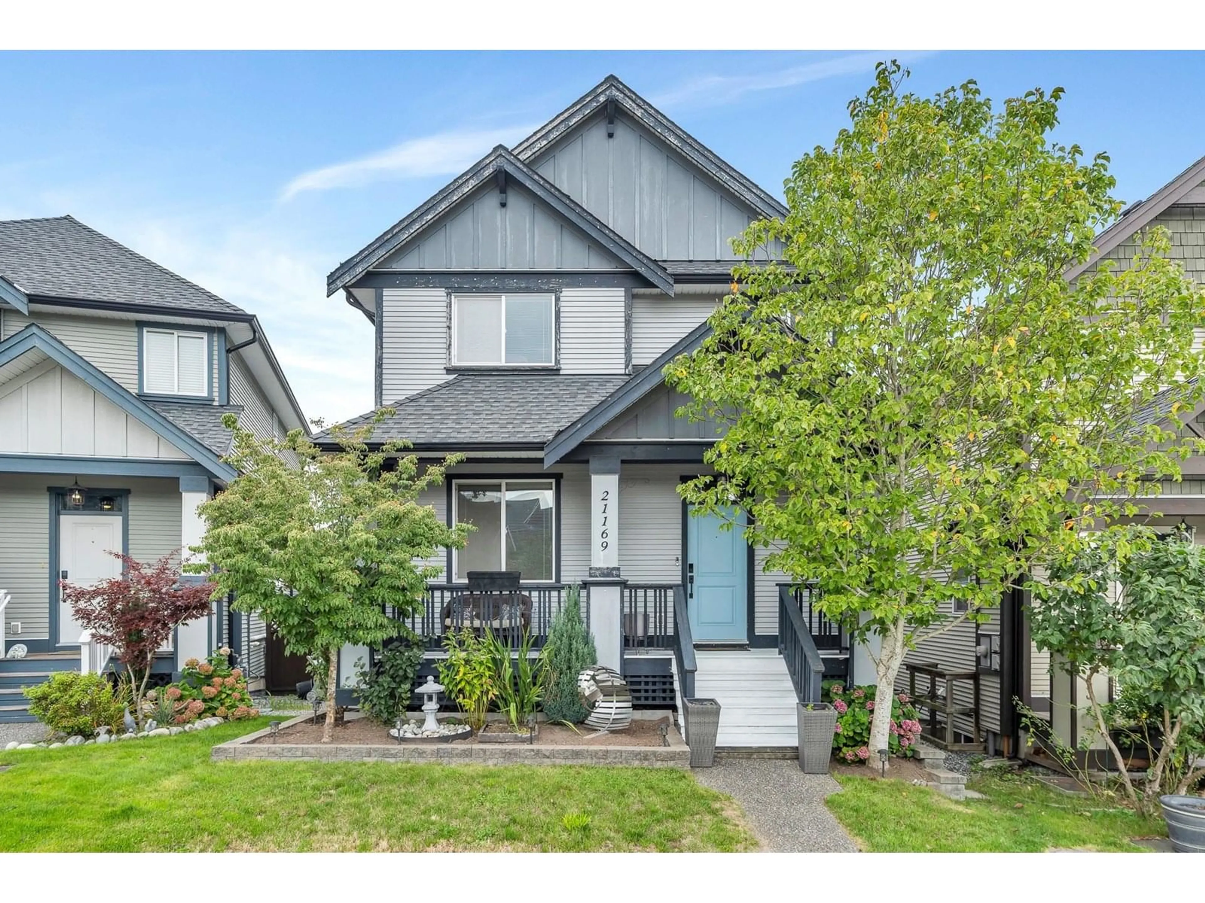 Home with vinyl exterior material, street for 21169 79A, Langley British Columbia V2Y0H3