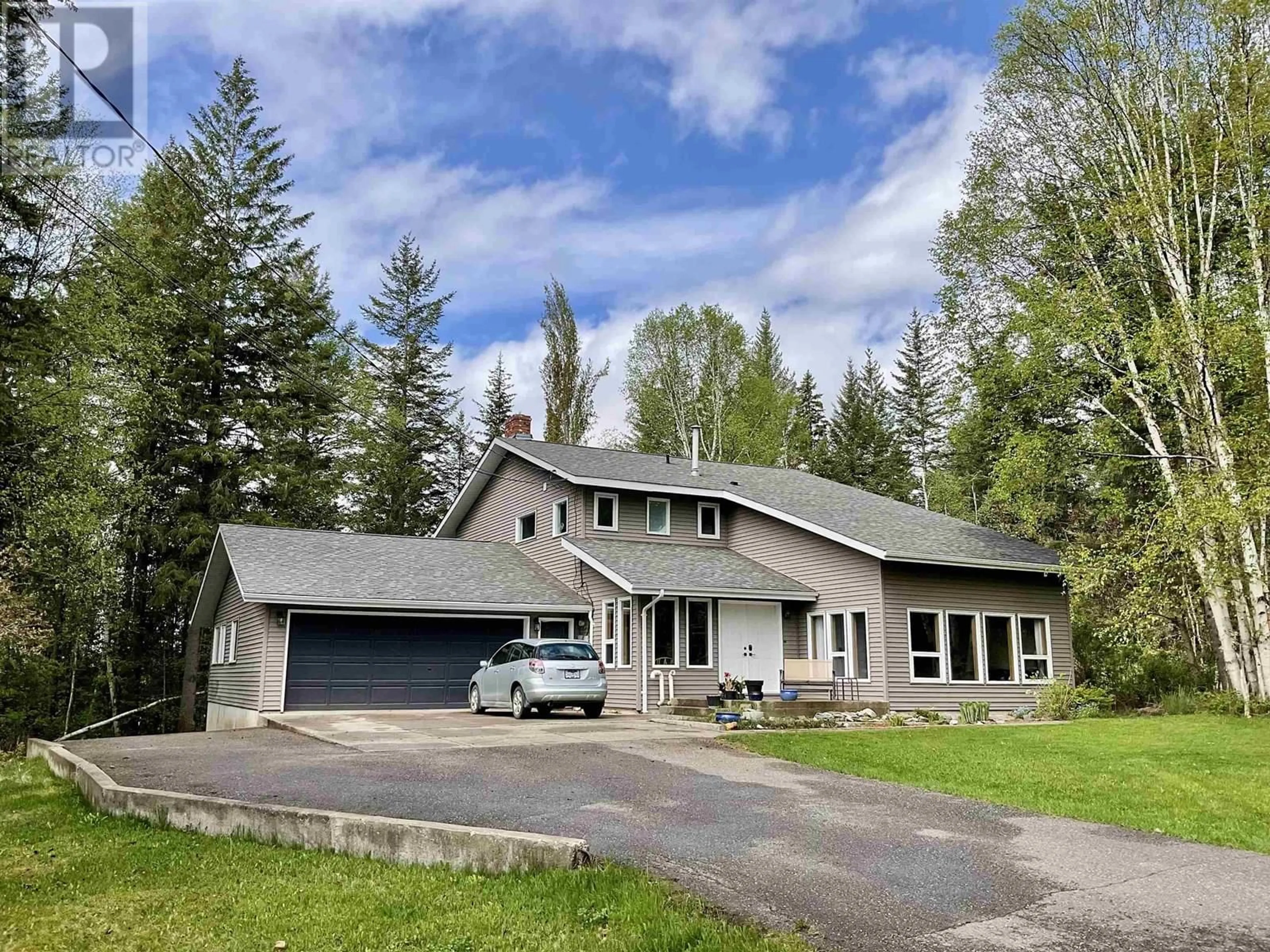 A pic from outside/outdoor area/front of a property/back of a property/a pic from drone, street for 3192 SPRUCE RIDGE ROAD, Quesnel British Columbia V2J4R4