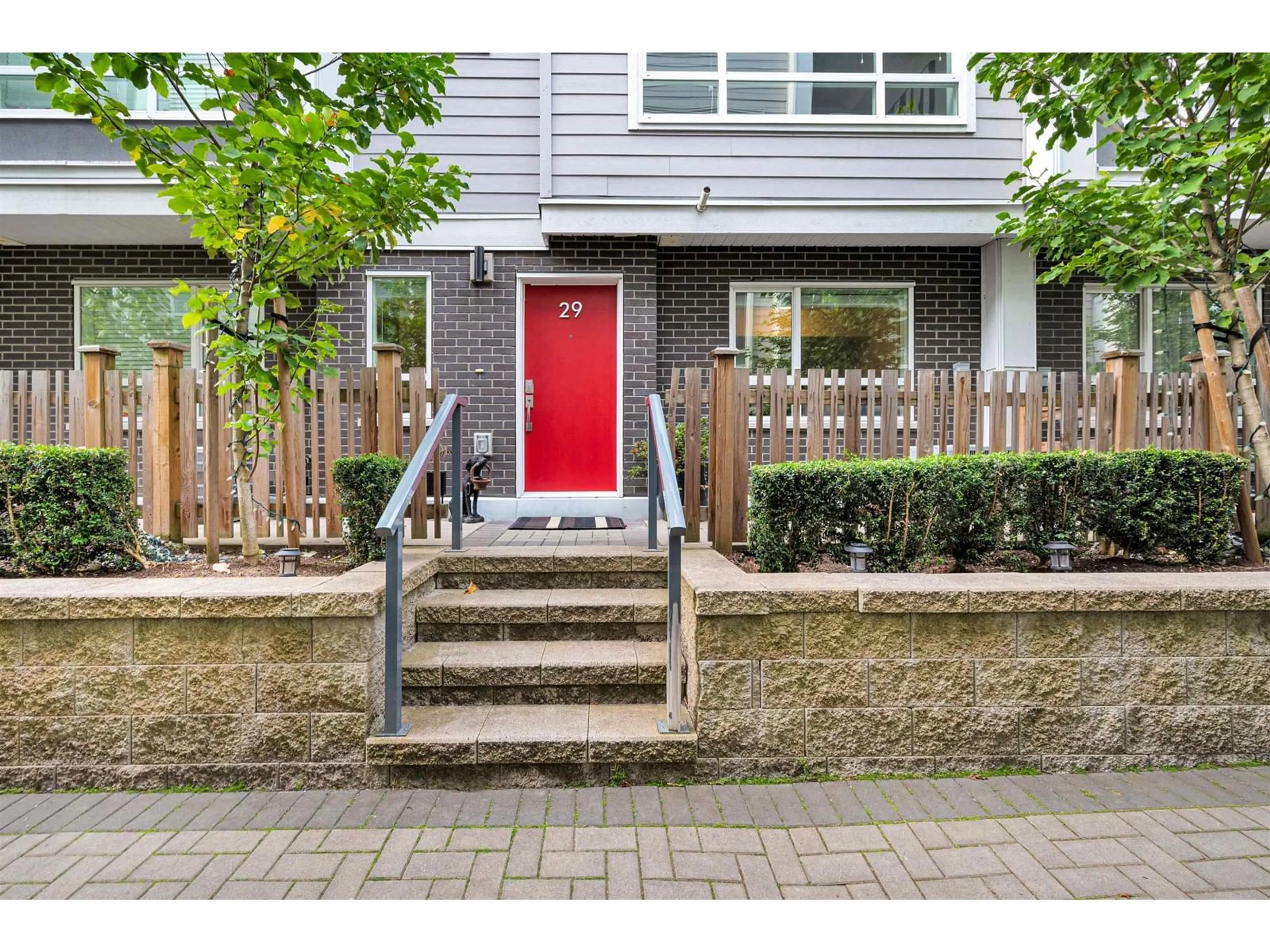 Unknown for 29 - 19628 55A, Langley British Columbia V3A3X2