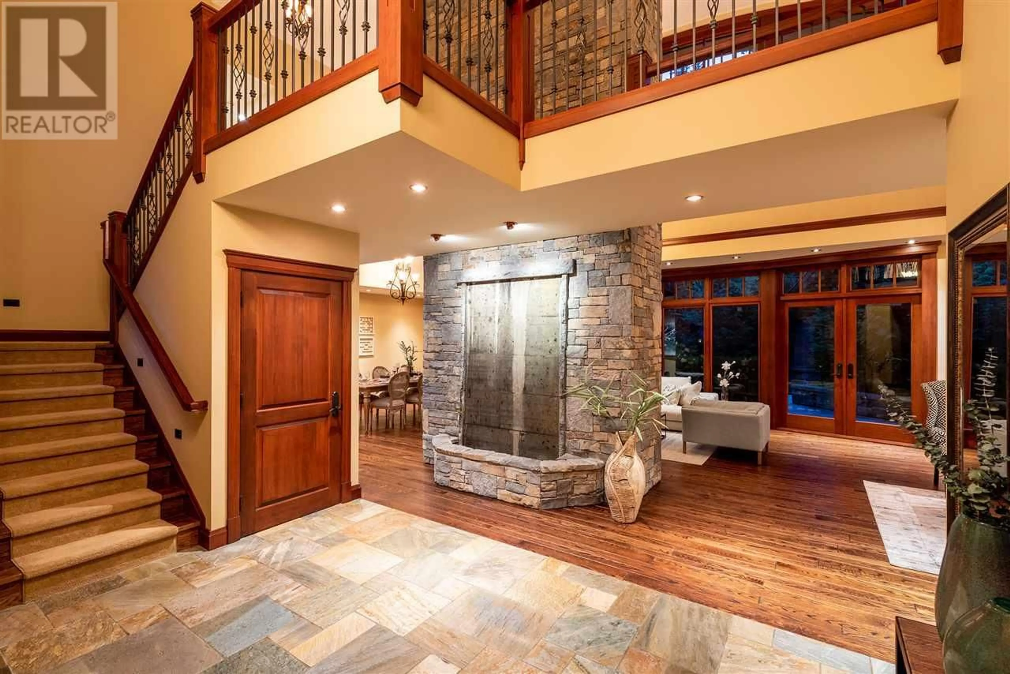 Indoor entryway for 6693 TAPLEY PLACE, Whistler British Columbia V6E0C5