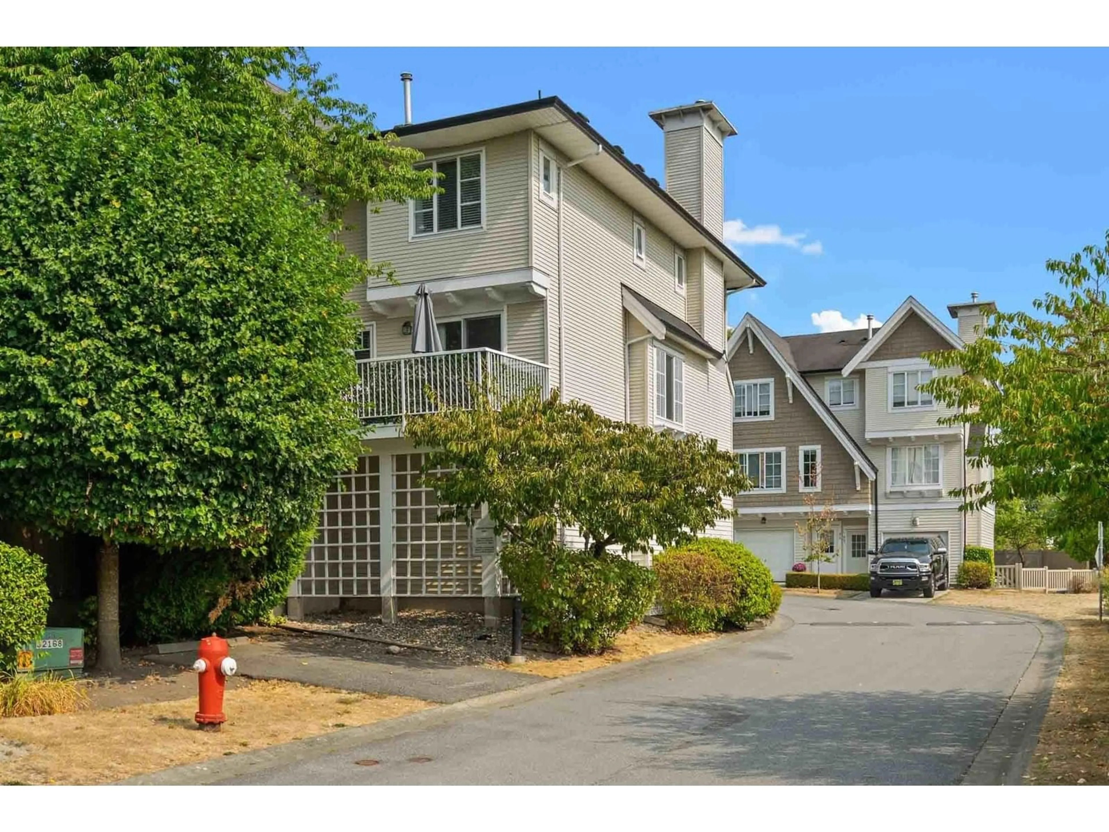 Unknown for 37 - 20560 66, Langley British Columbia V2Y2Y8
