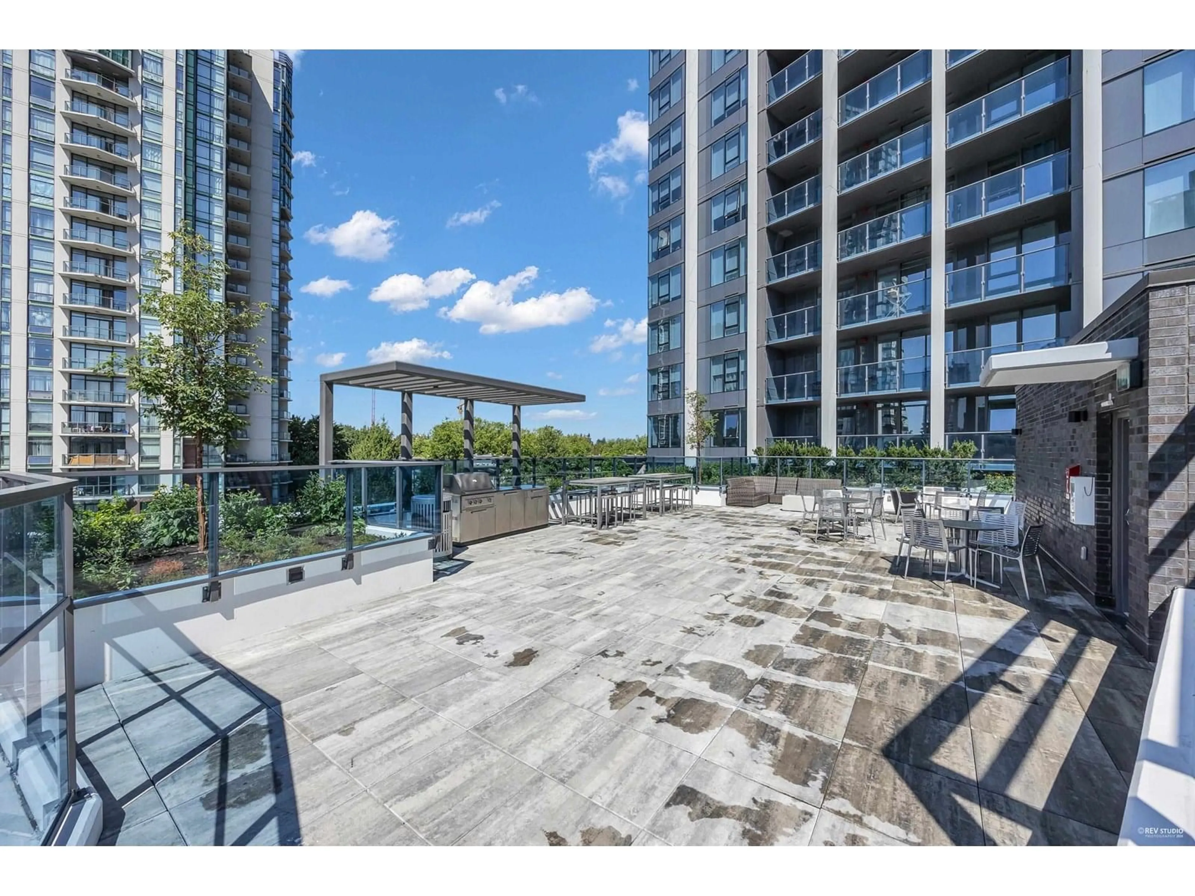 Patio, unknown for 2812 - 10448 UNIVERSITY, Surrey British Columbia V3T0S7