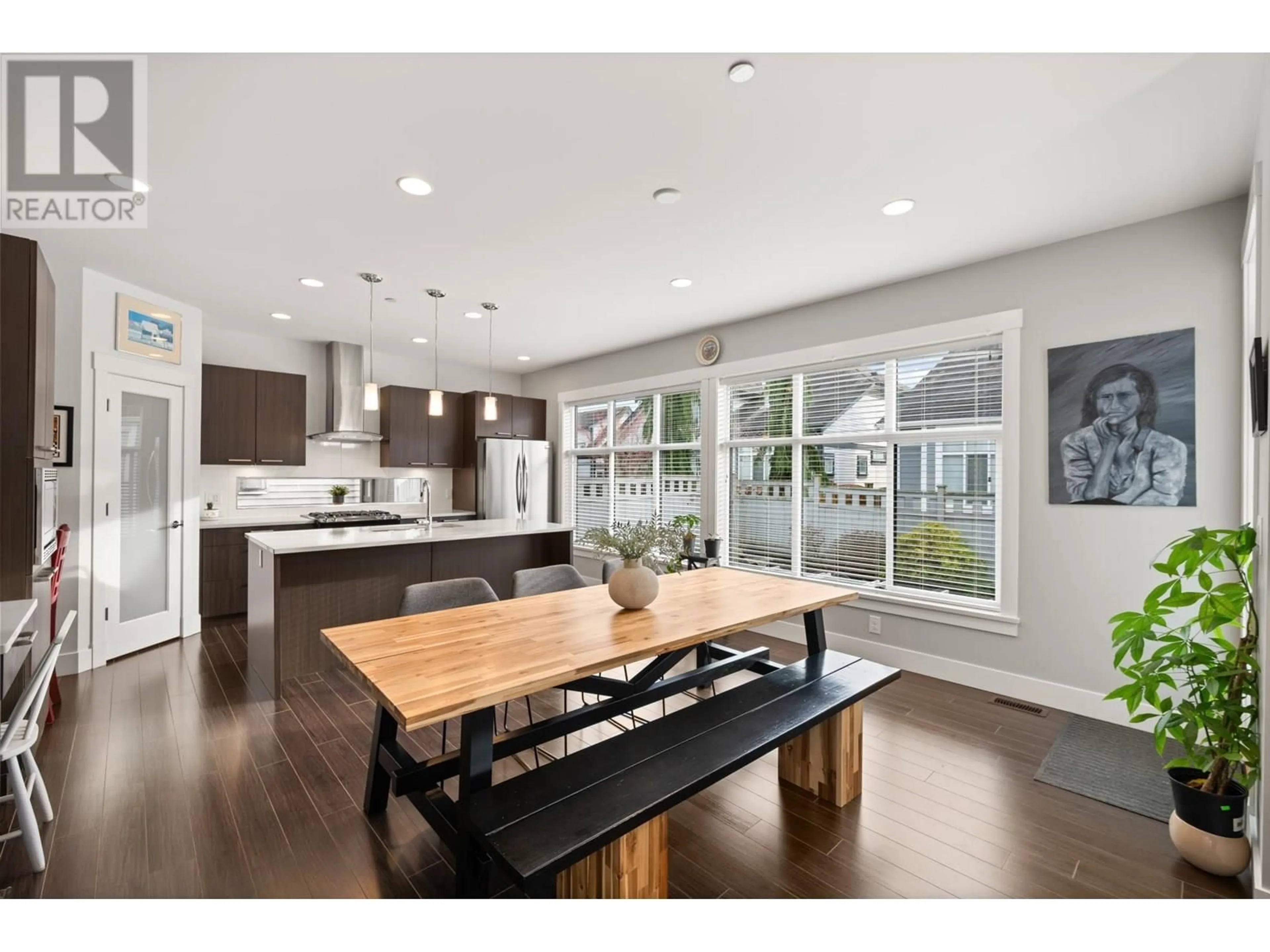 Open concept kitchen, wood/laminate floor for 4676 BLUE HERON WAY, Tsawwassen British Columbia V4M0A8