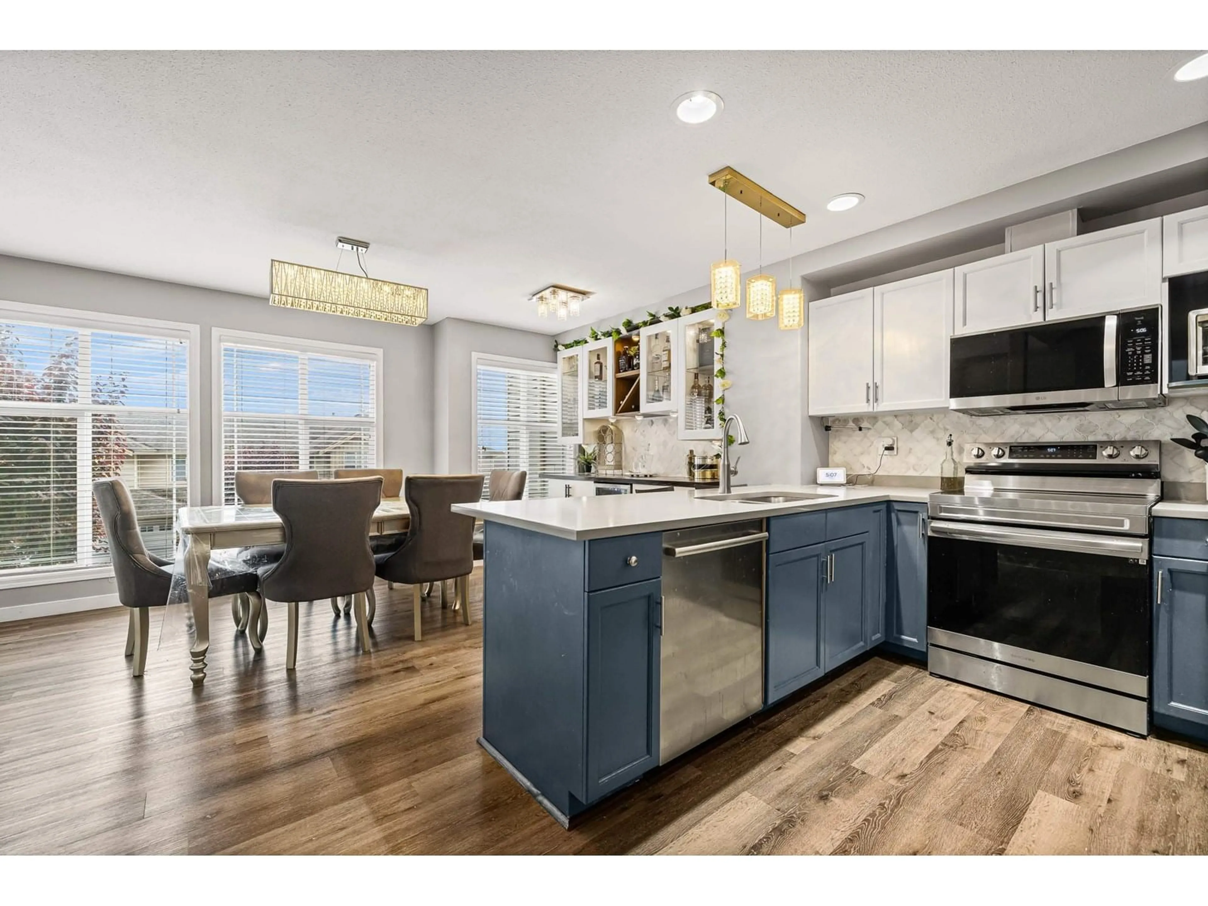 Open concept kitchen, unknown for 48 - 46906 RUSSELL ROAD, Chilliwack British Columbia V2R5T3