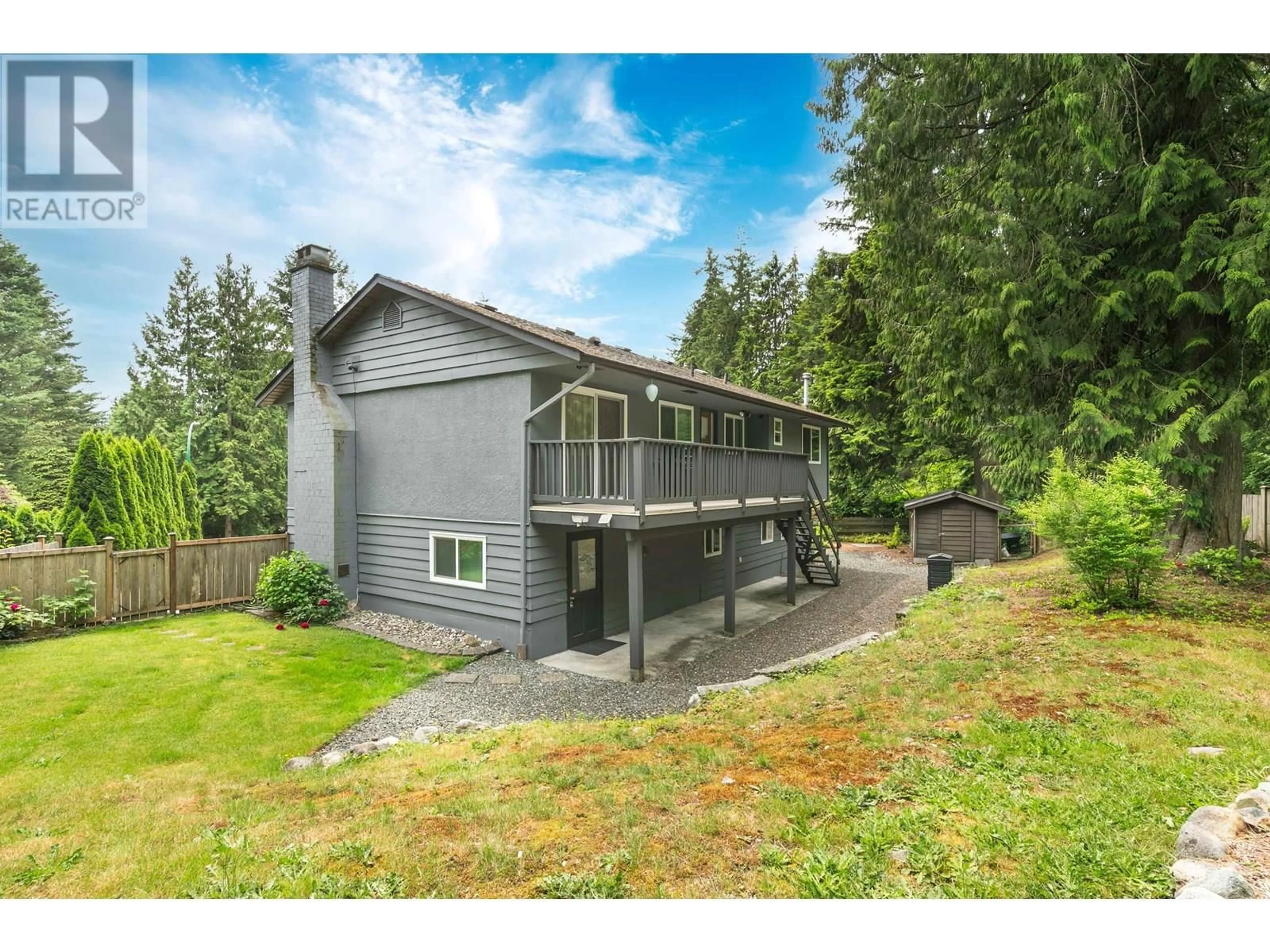 A pic from outside/outdoor area/front of a property/back of a property/a pic from drone, unknown for 645 MCCARTNEY CLOSE, North Vancouver British Columbia V7H2H1