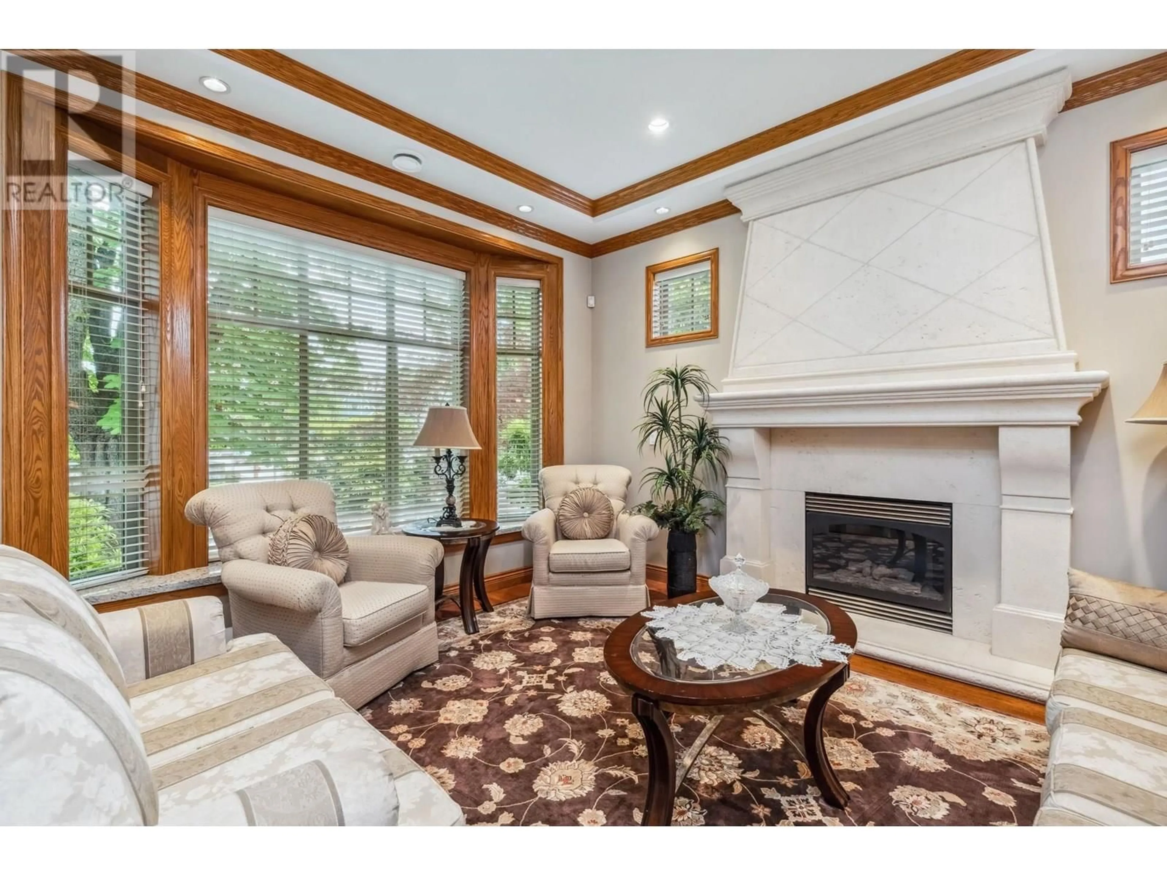 Living room with furniture, unknown for 2806 12TH AVENUE, Vancouver British Columbia V6K2P9